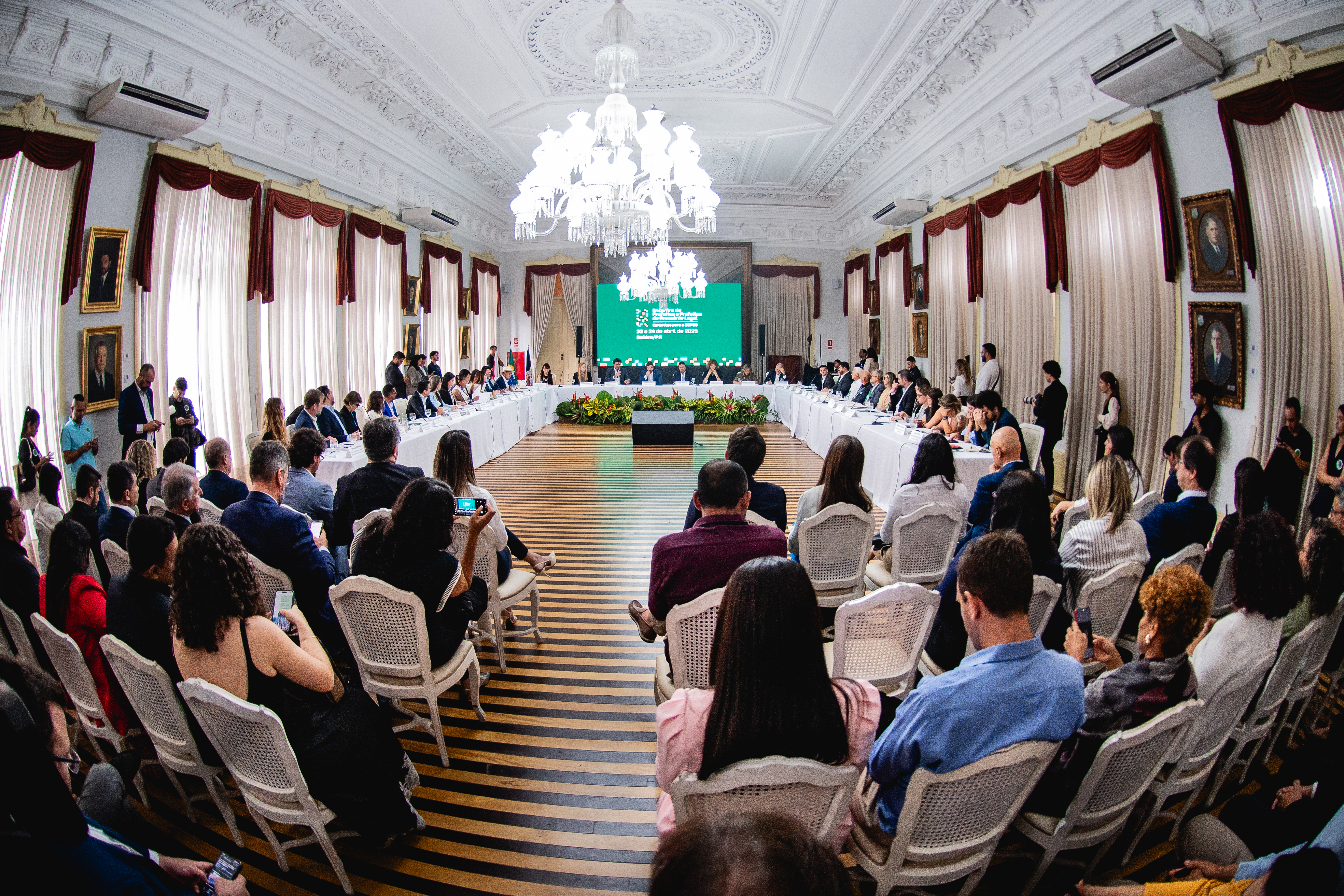 Belém recebe municípios da Amazônia Legal para discutir a COP 30