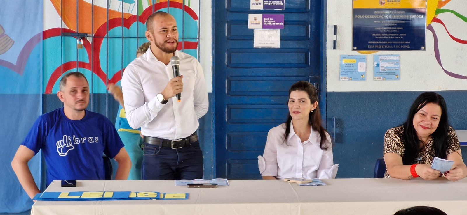 Prefeitura celebra Dia da Língua Brasileira de Sinais