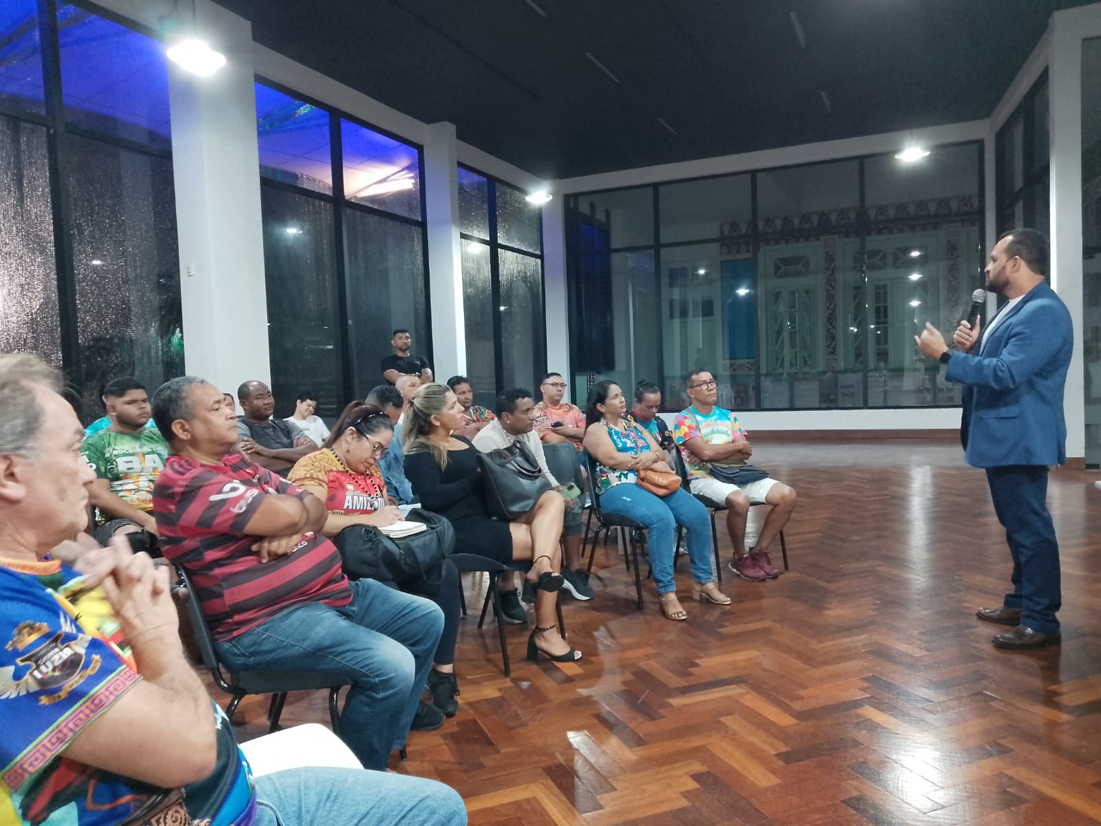 Grupos culturais são ouvidos em reunião para o São João em Belém