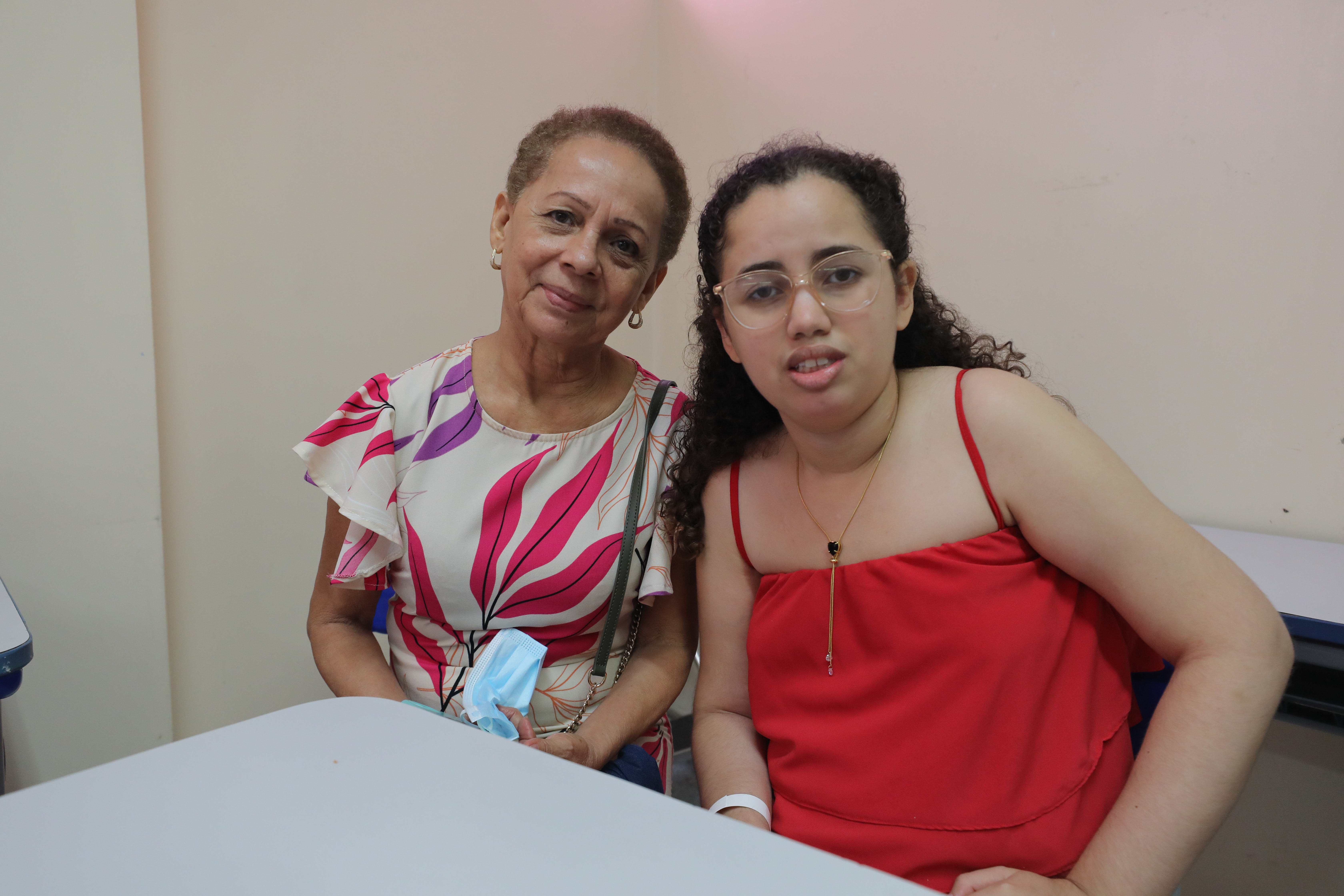 Secretaria da Mulher promove palestra para mães em hospital oncológico