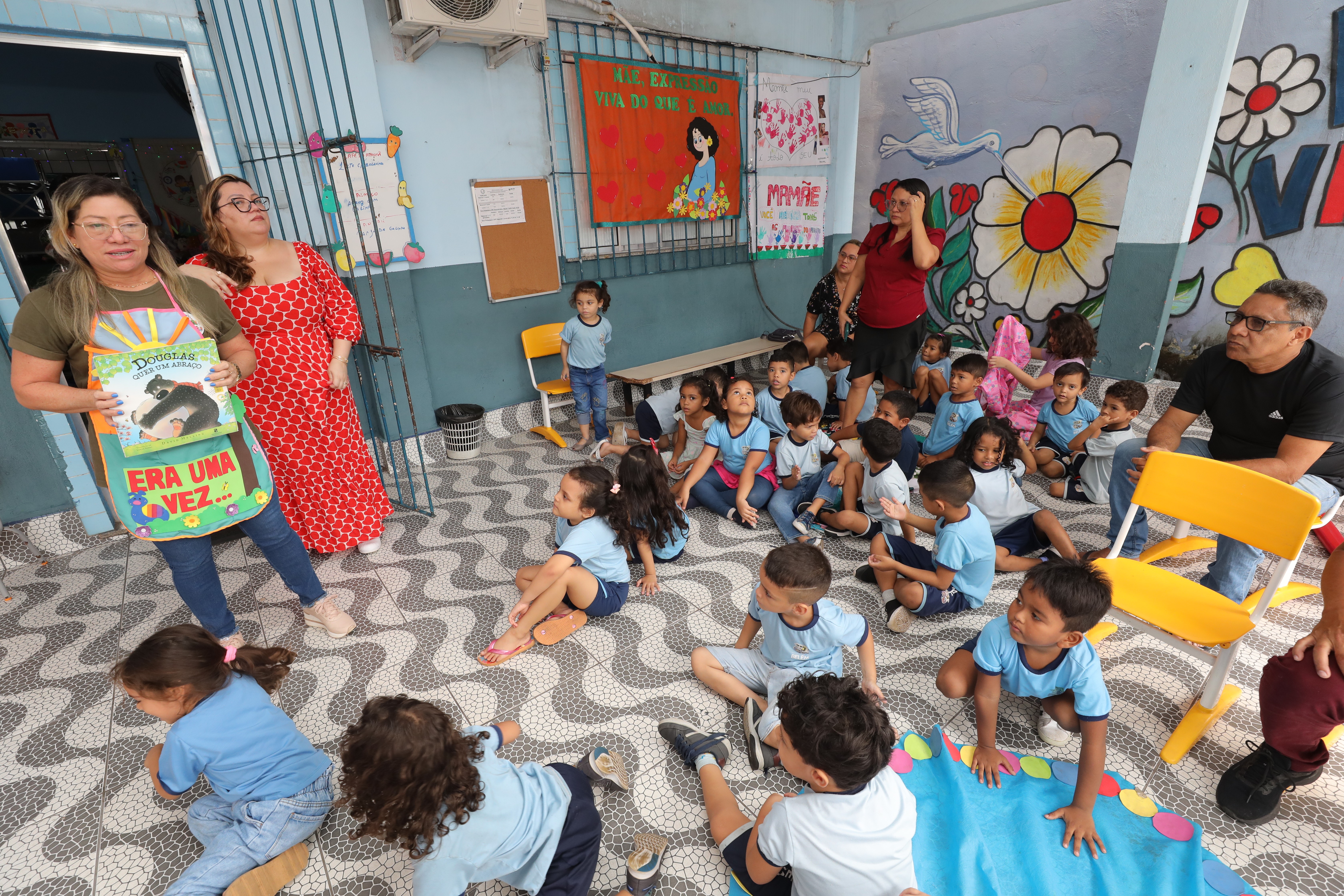 Projeto Sacola Viajante encanta crianças e famílias na UEI Sacramenta