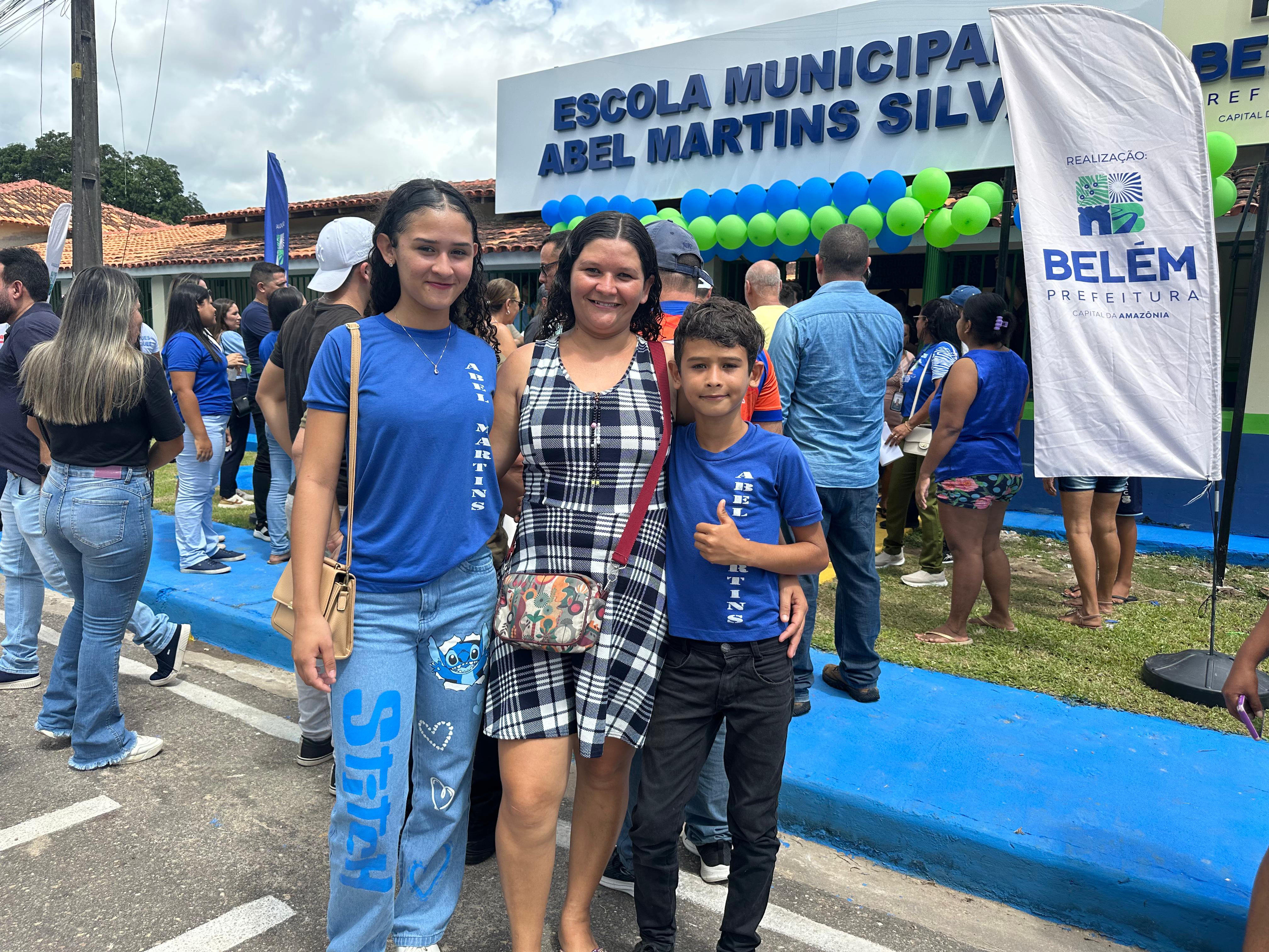 Comunidade escolar de Mosqueiro comemora climatização e internet