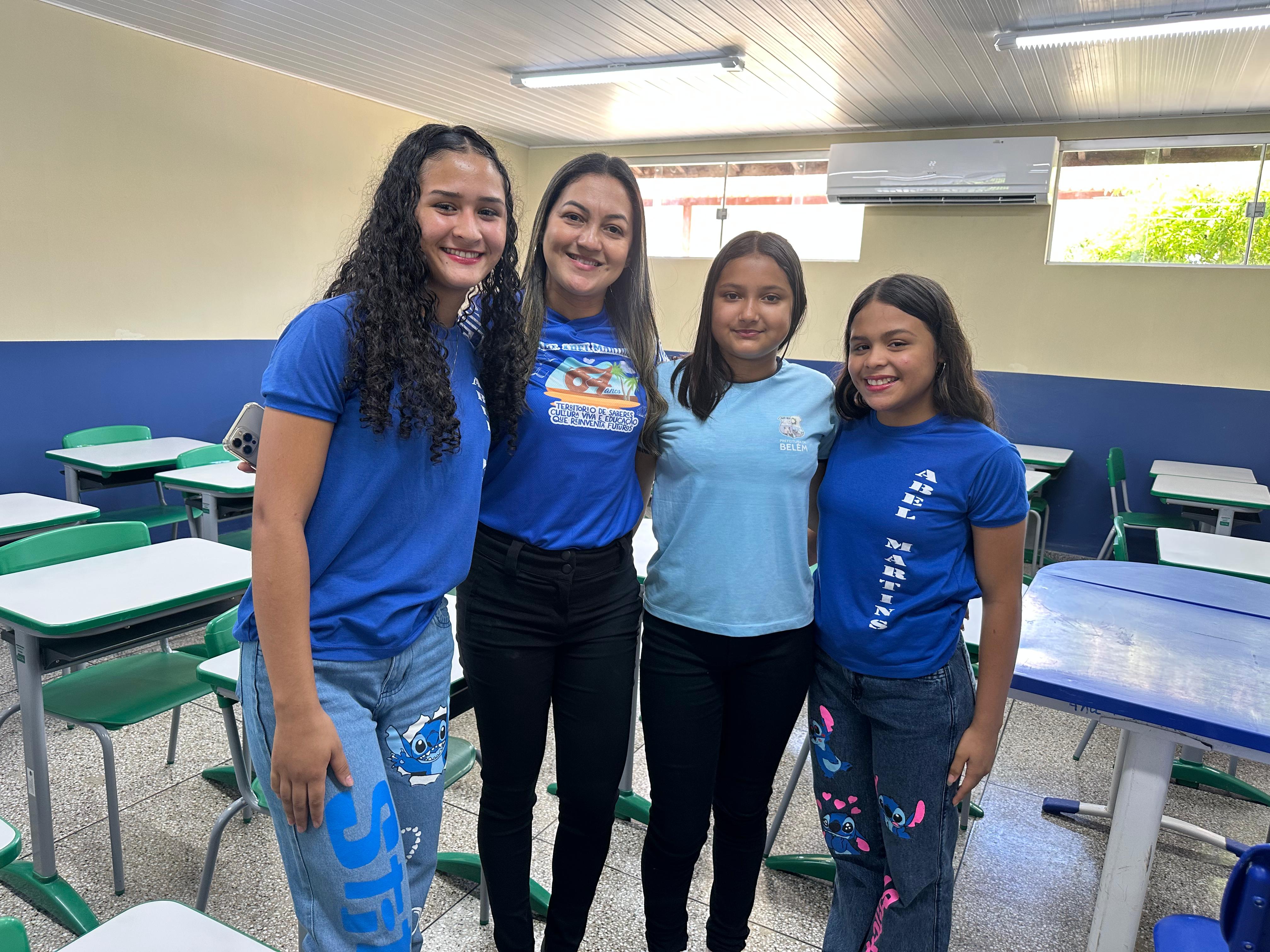 Comunidade escolar de Mosqueiro comemora climatização e internet