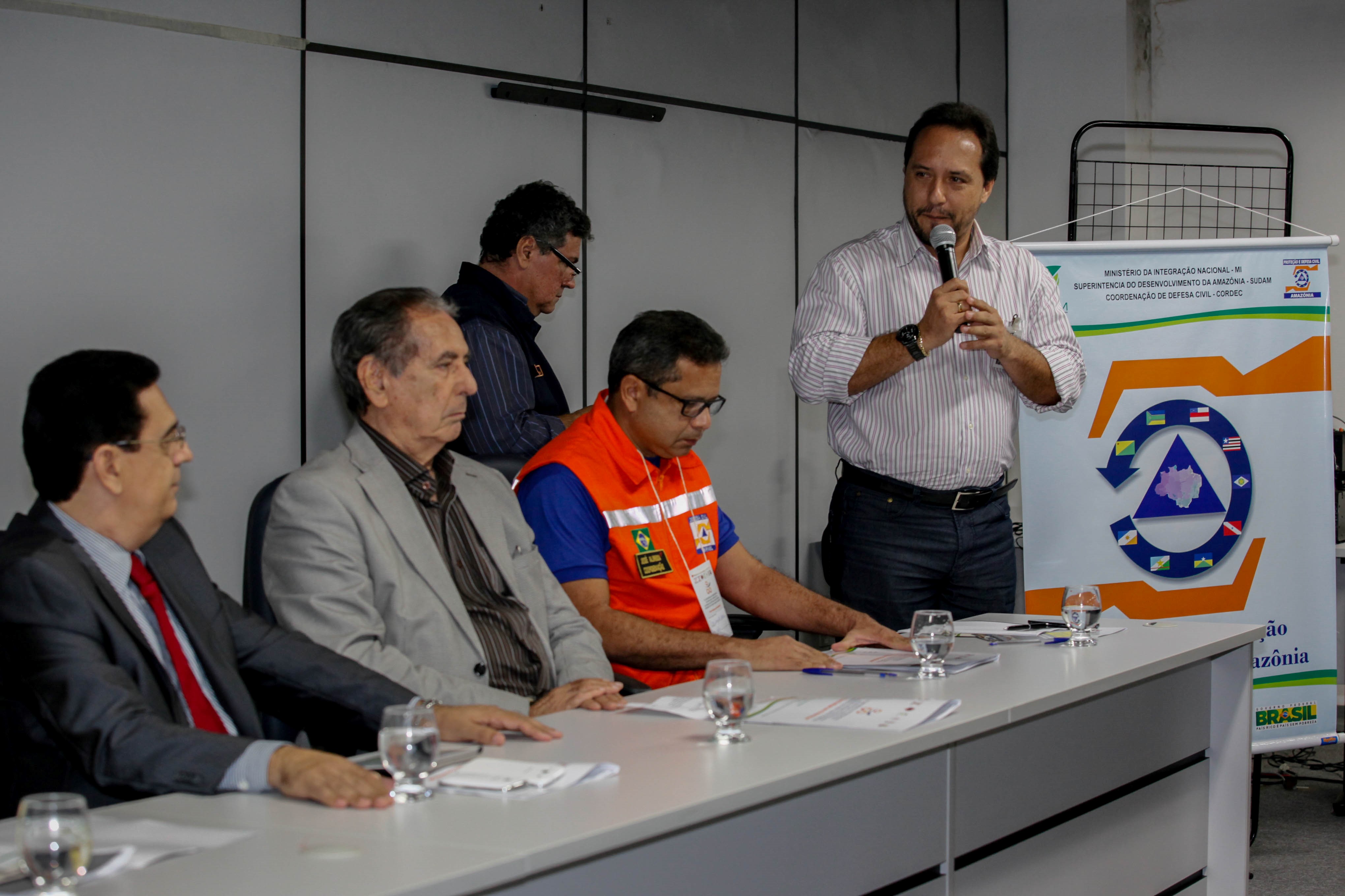 Conferência de Proteção e Defesa Civil discute melhorias no atendimento à população