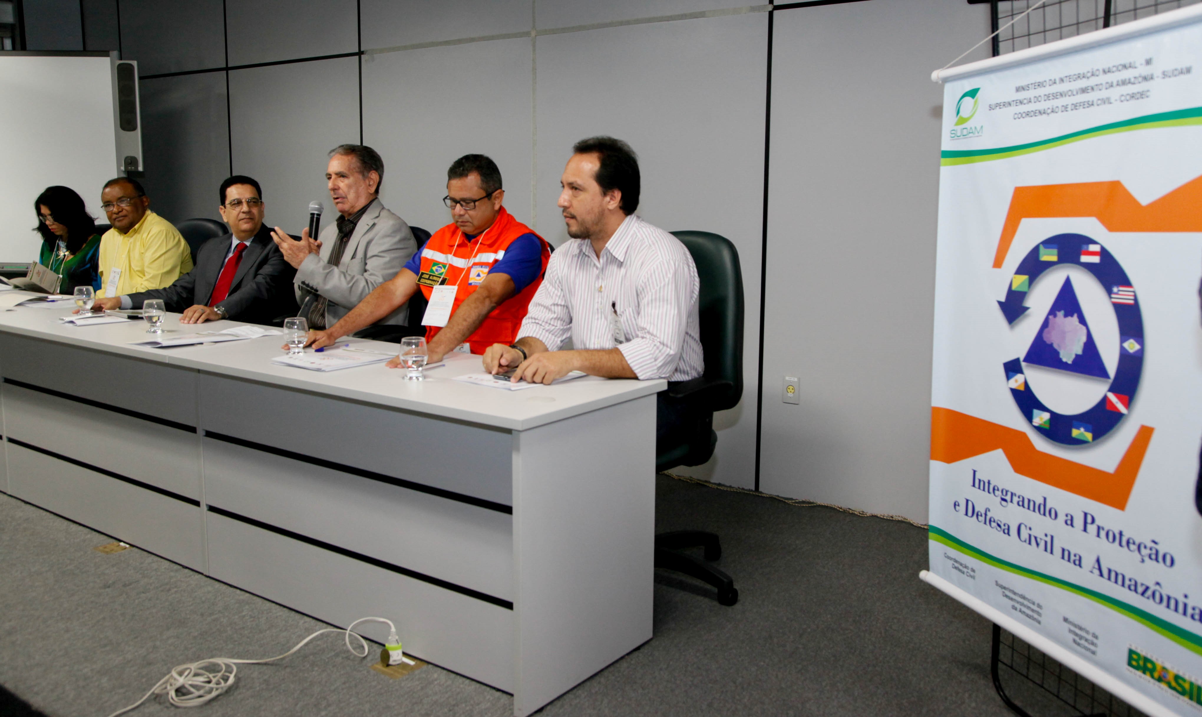 Conferência de Proteção e Defesa Civil discute melhorias no atendimento à população