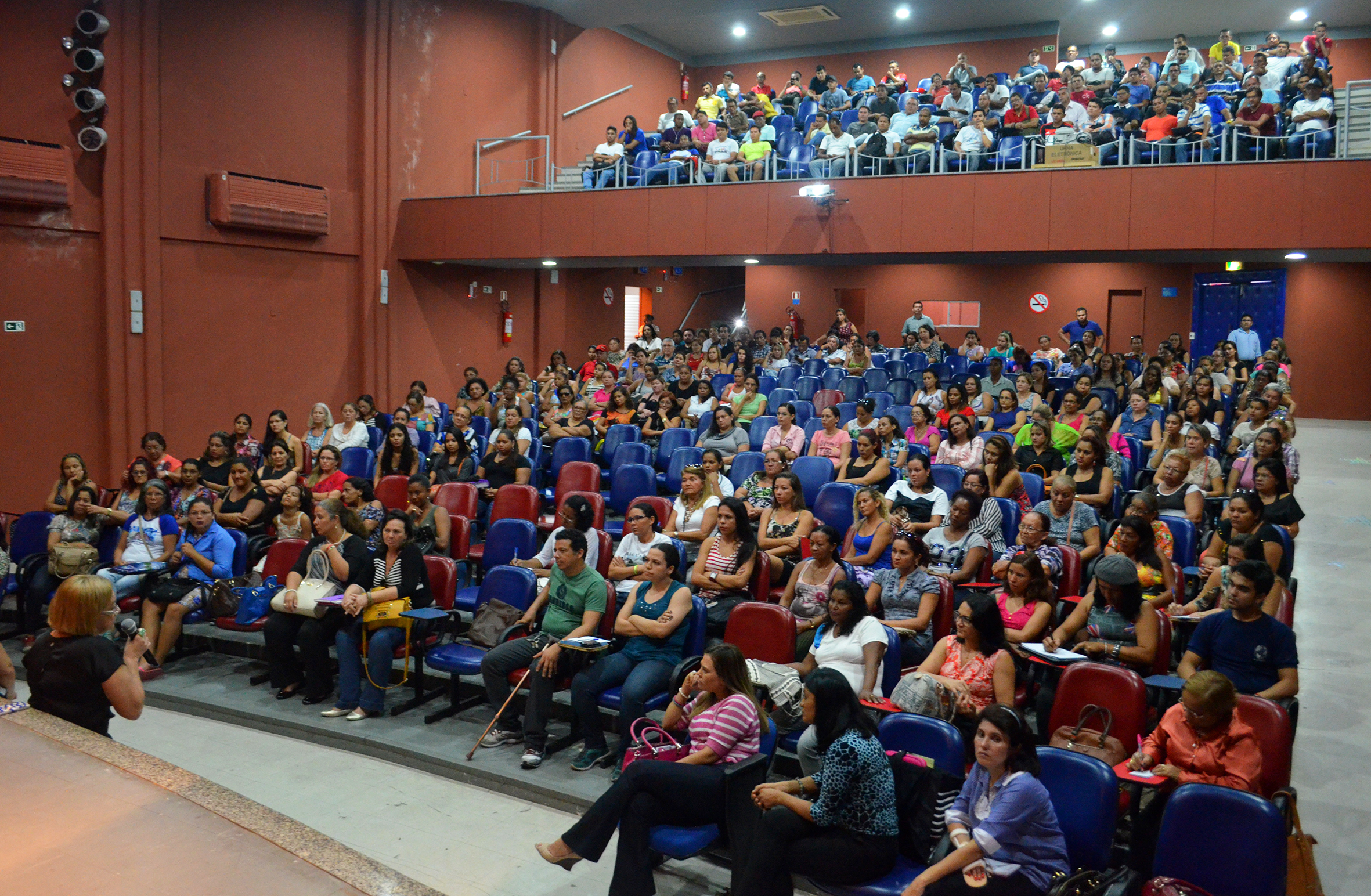 Mesários recebem treinamento para eleição de conselheiros tutelares no domingo, 4