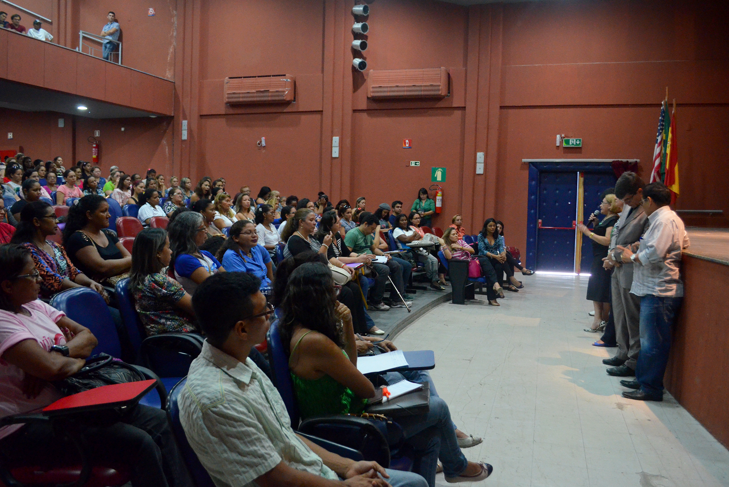 Mesários recebem treinamento para eleição de conselheiros tutelares no domingo, 4