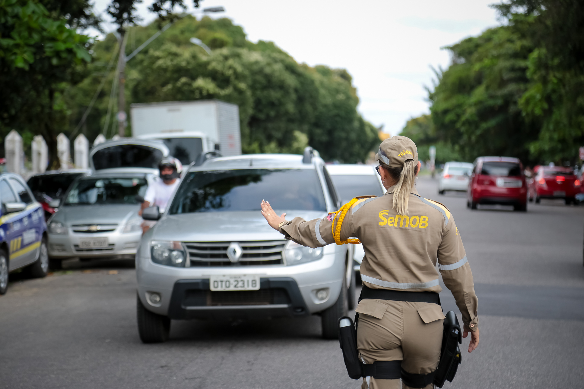 Cemitérios registram intensa visitação neste domingo, 8, Dia das Mães