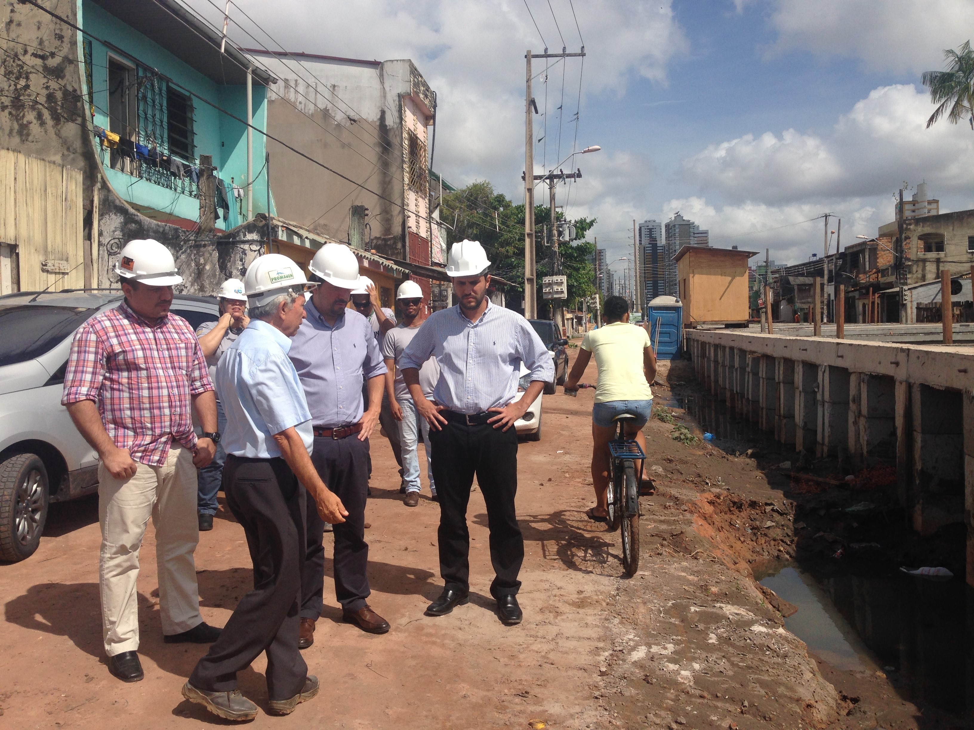 BNDES visita obras da Bacia da Estrada Nova