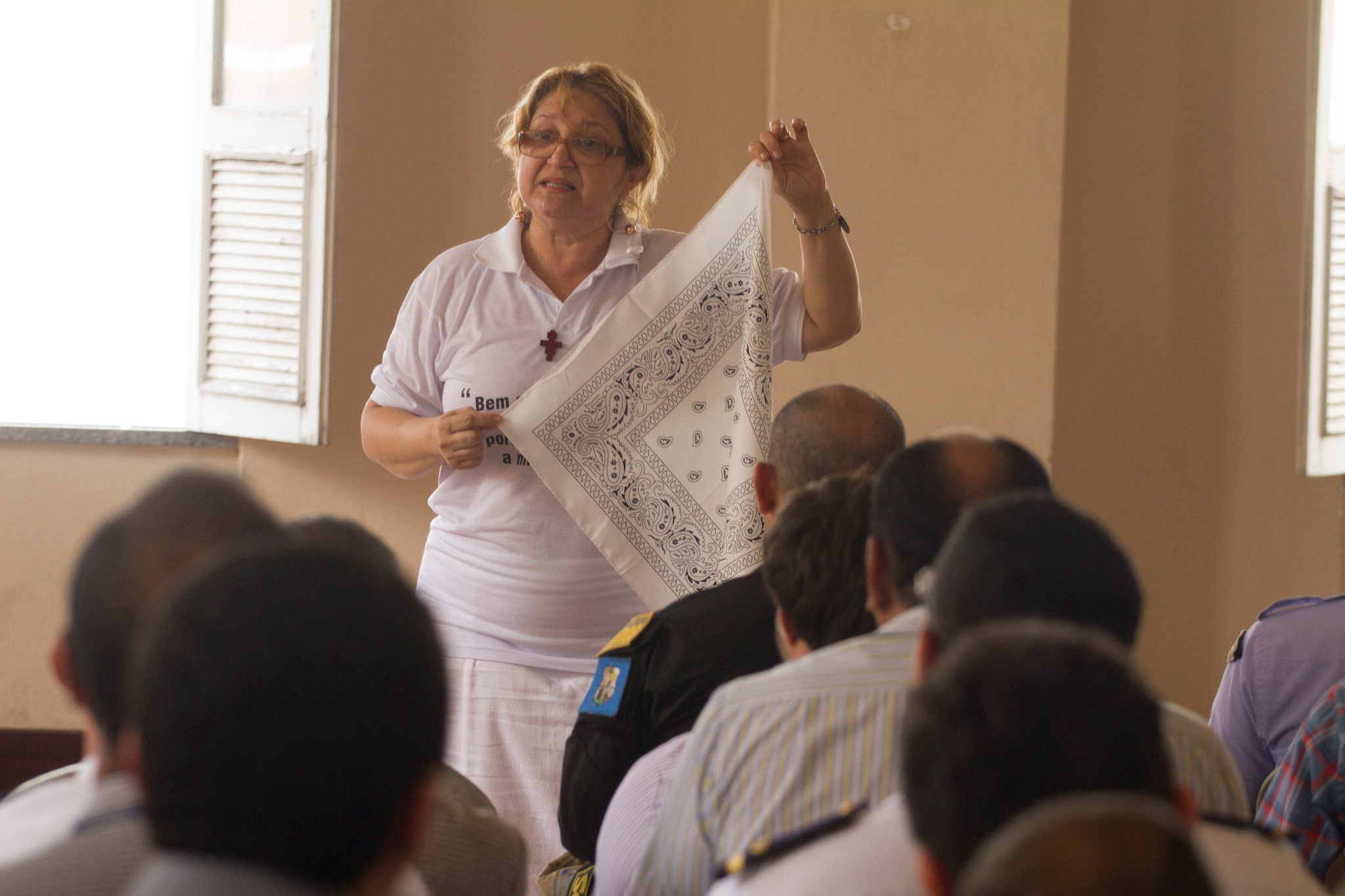 Combel realiza programação alusiva à mobilização mundial pelo fim da violência contra a mulher