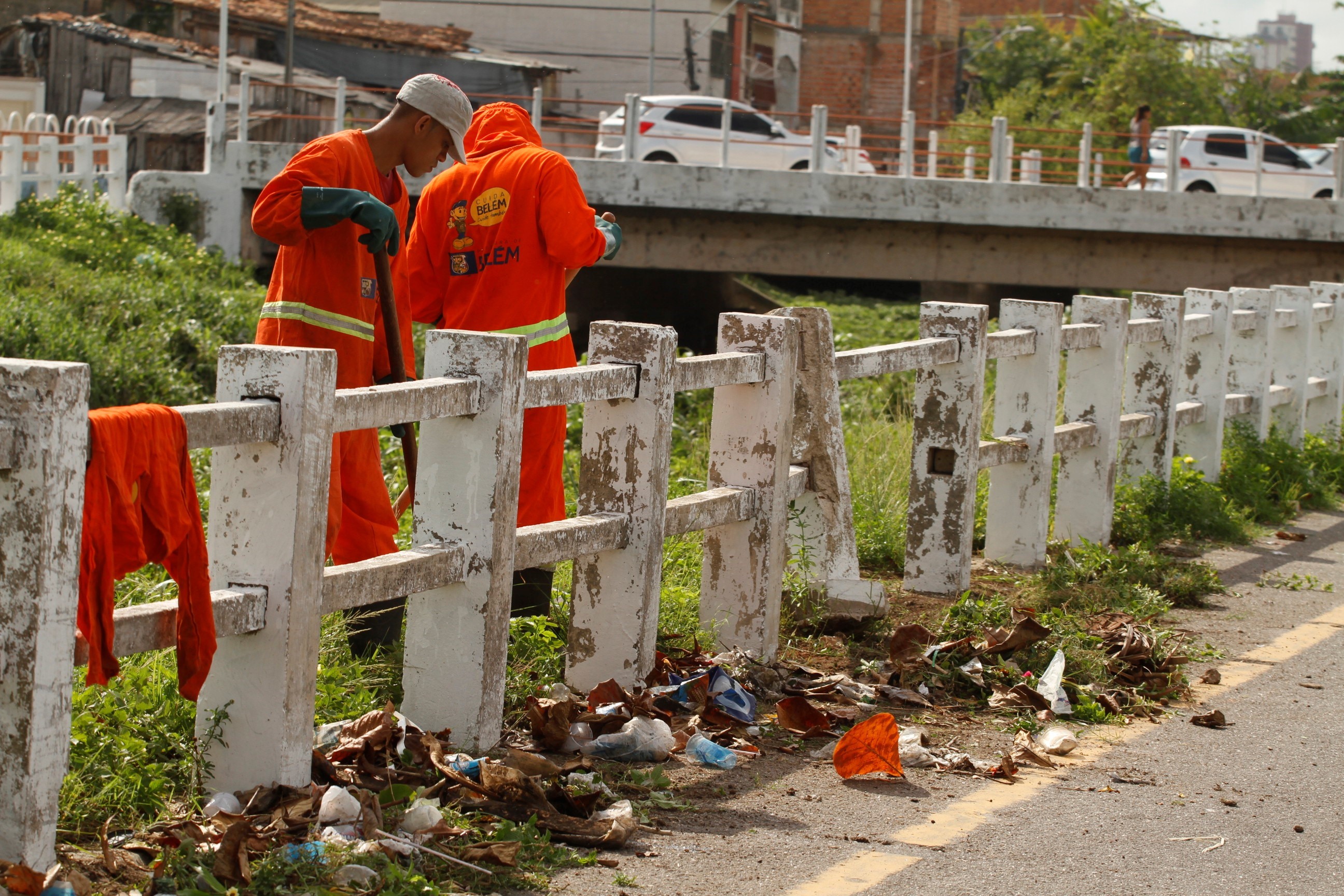 Prefeitura reforça limpeza e dragagem de canais