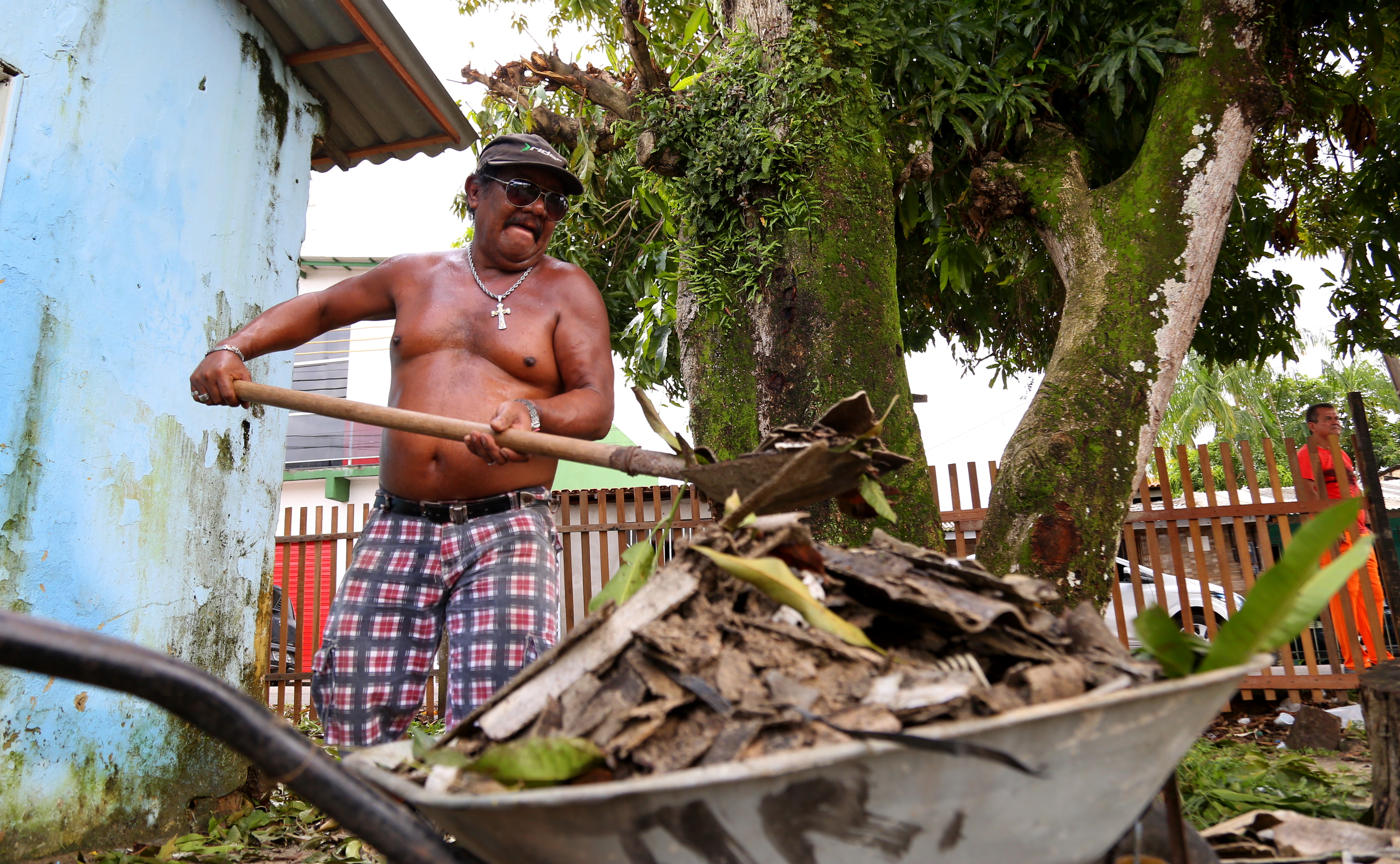 Mutirão recolhe mais de 1400 toneladas de entulho em cinco bairros de Belém