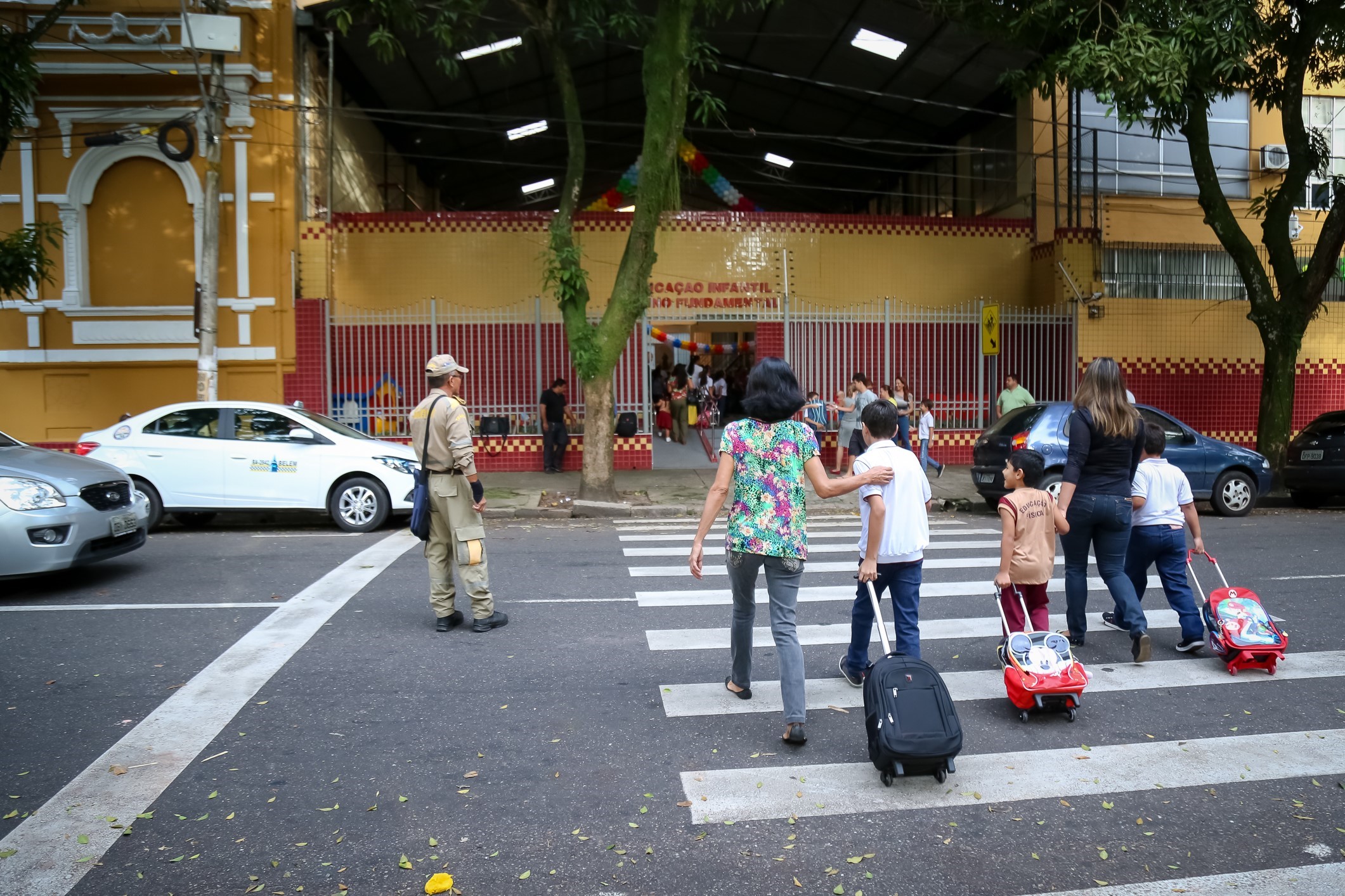 Prefeitura de Belém dá início à operação de educação no trânsito na porta das escolas