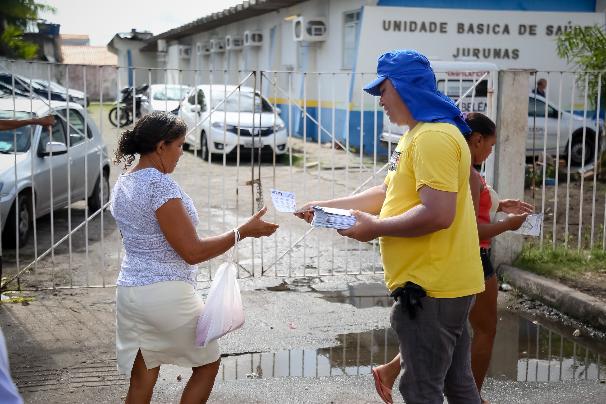 Ação da prefeitura combate descarte irregular de lixo na feira do Jurunas