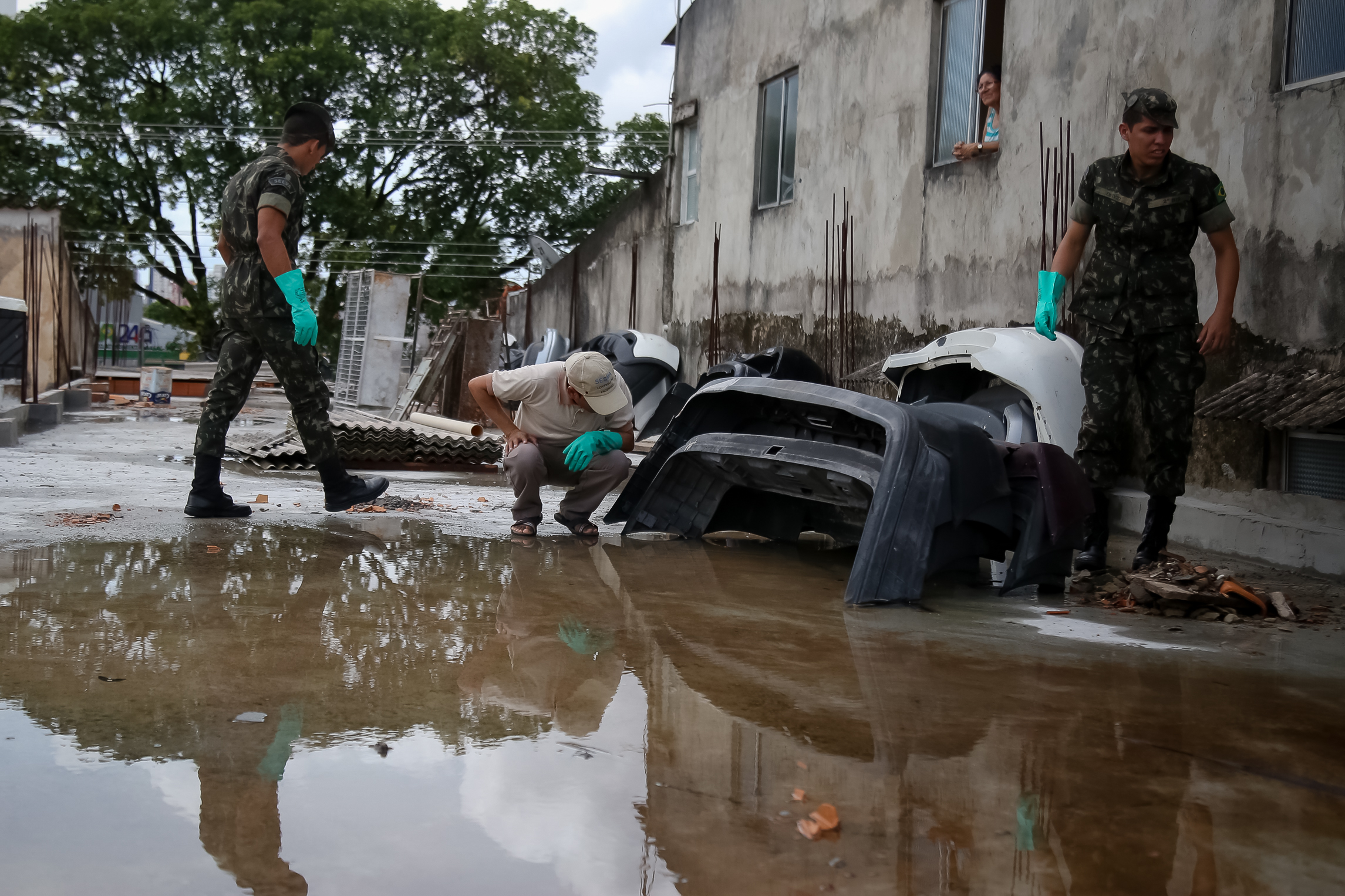 Combate ao mosquito Aedes aegypti ganha reforço do Exército em Belém