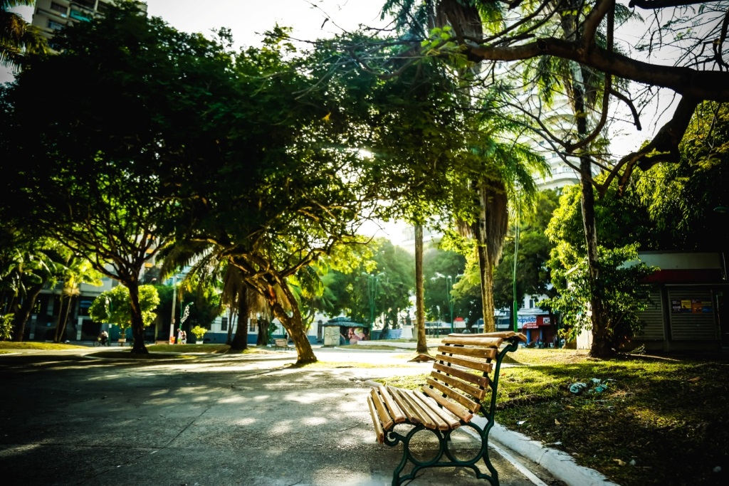Prefeitura entrega Praça da República reformada para a população