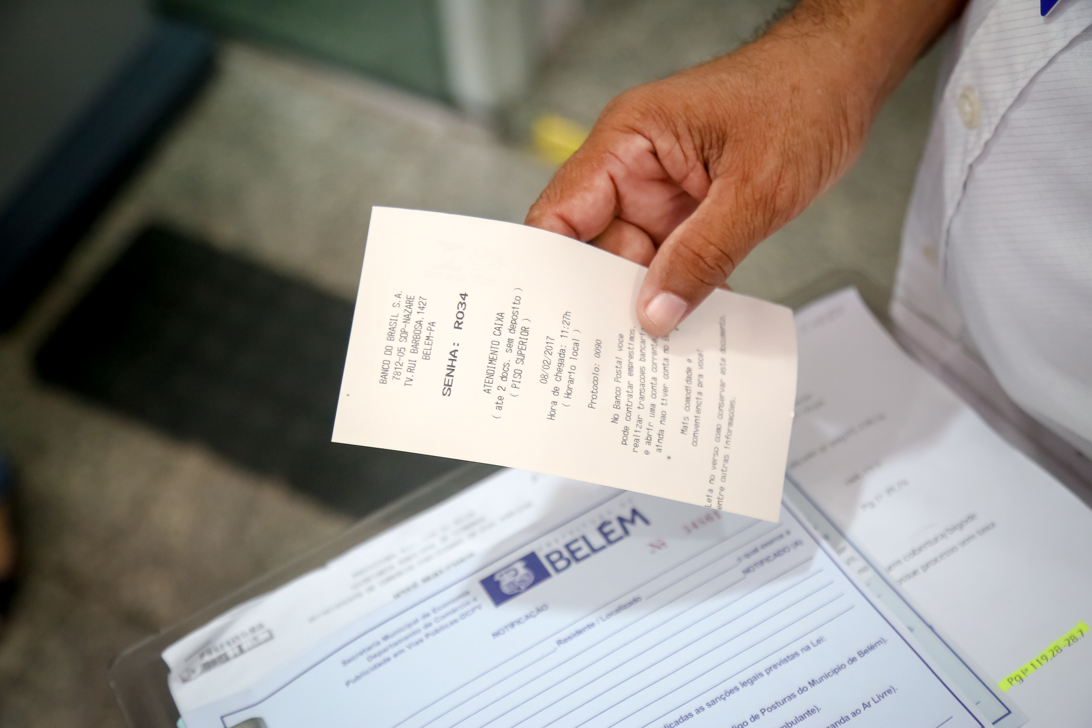 Secon adverte e notifica bancos que descumprem tempo máximo de espera estabelecido por lei