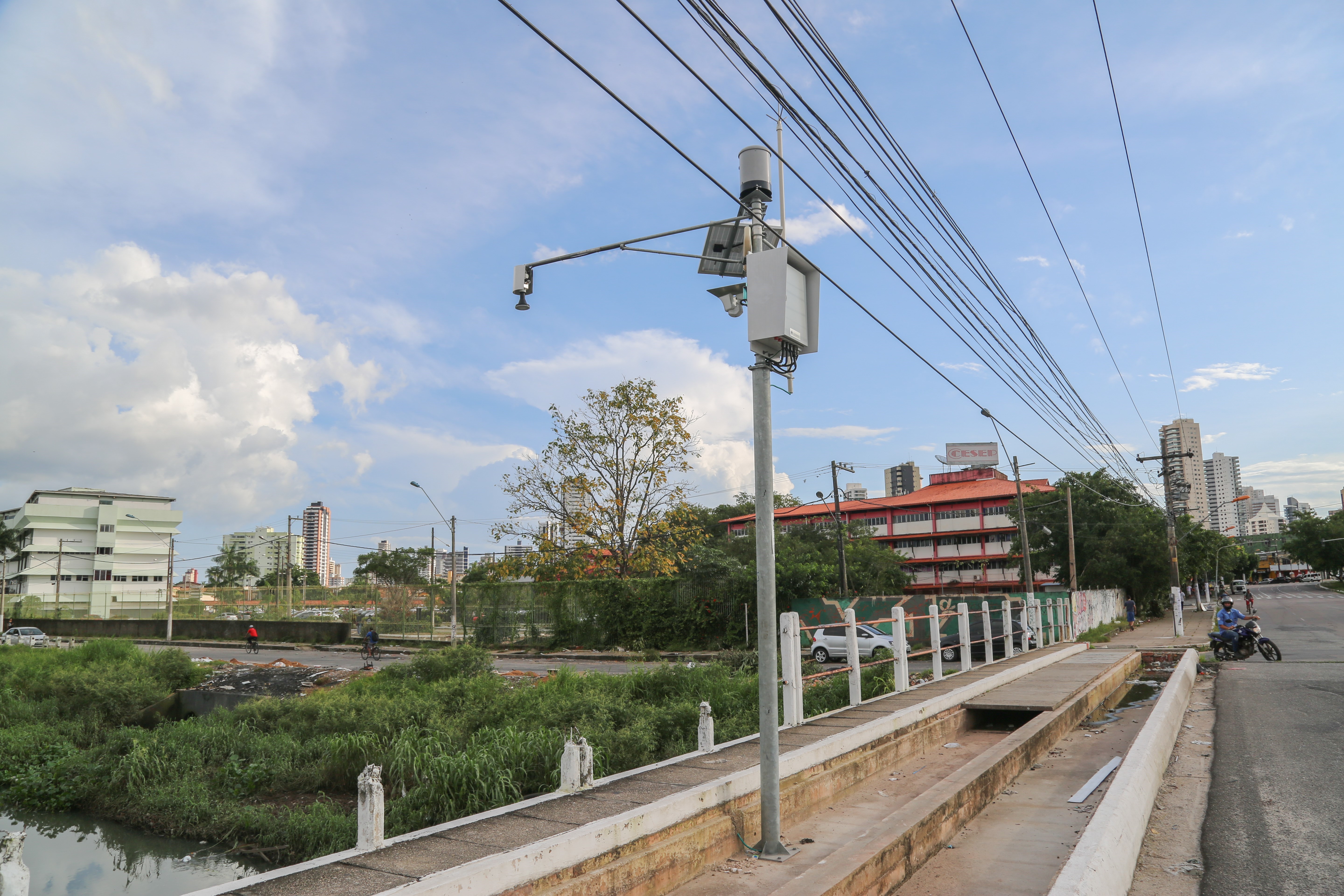 Prefeitura monitora maré alta e faz alerta em Mosqueiro