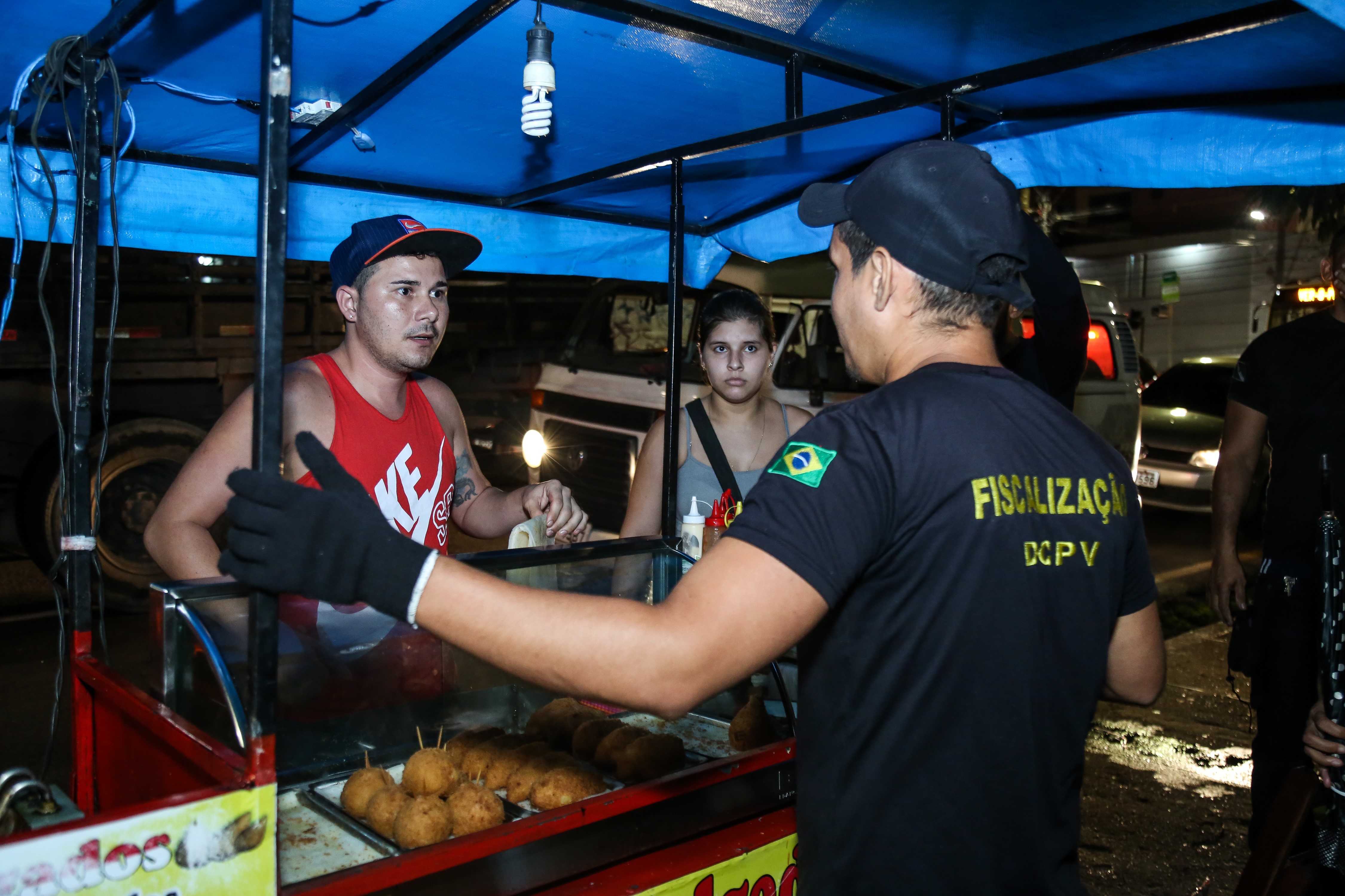 Ação combate venda irregular de bebida alcoólica na via pública