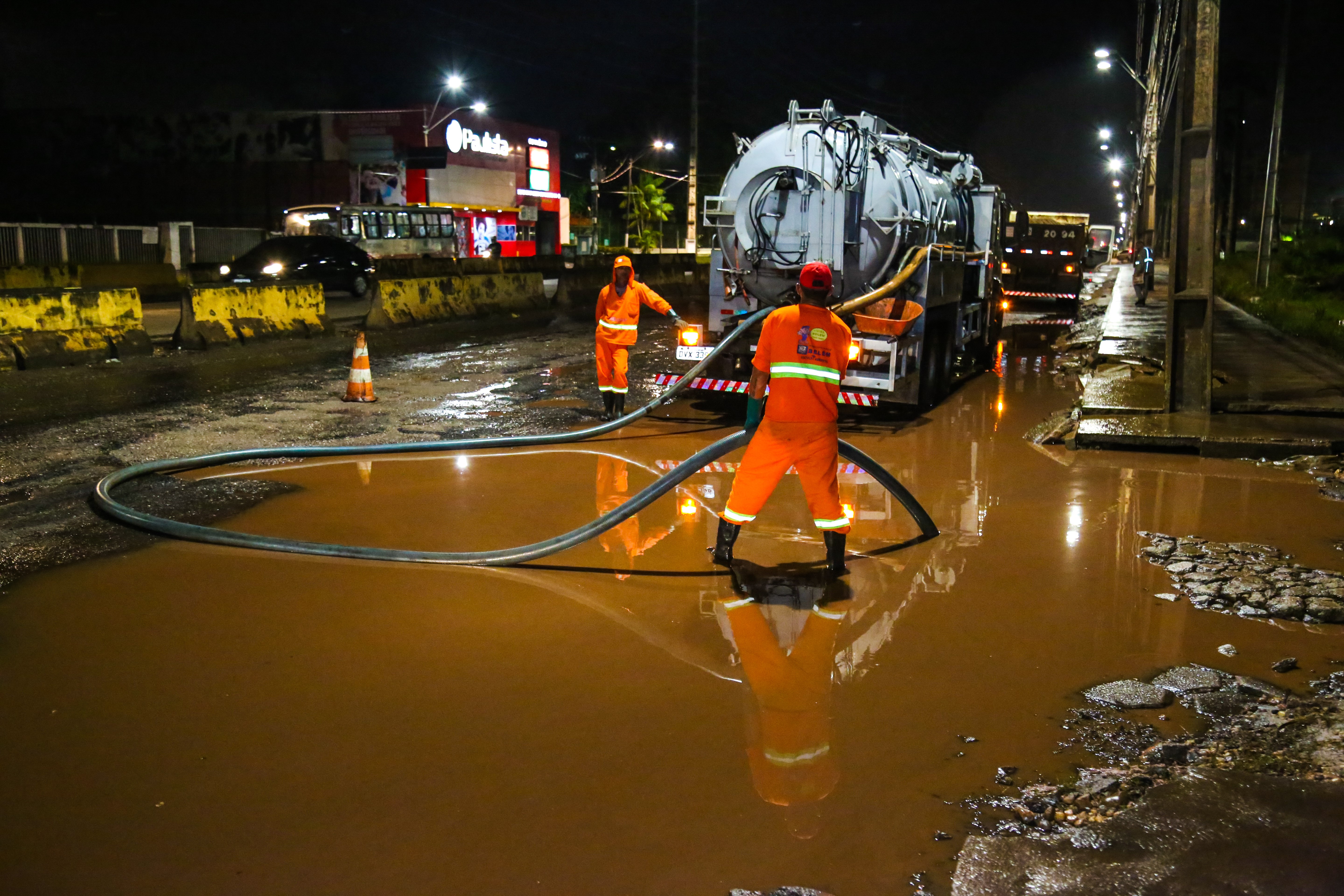 Prefeitura reforça ações e amplia áreas beneficiadas com serviços de recuperação asfáltica