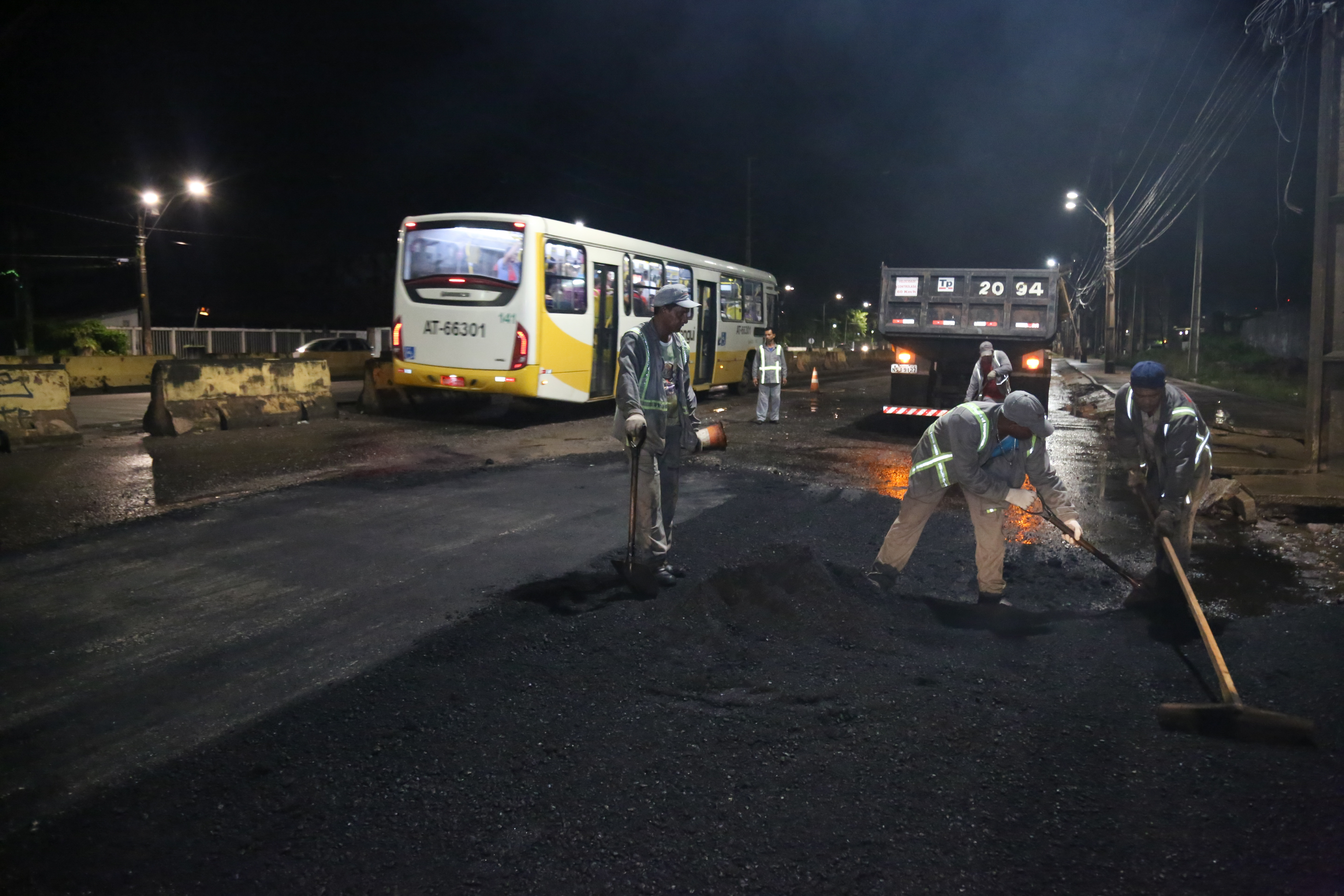 Prefeitura reforça ações e amplia áreas beneficiadas com serviços de recuperação asfáltica