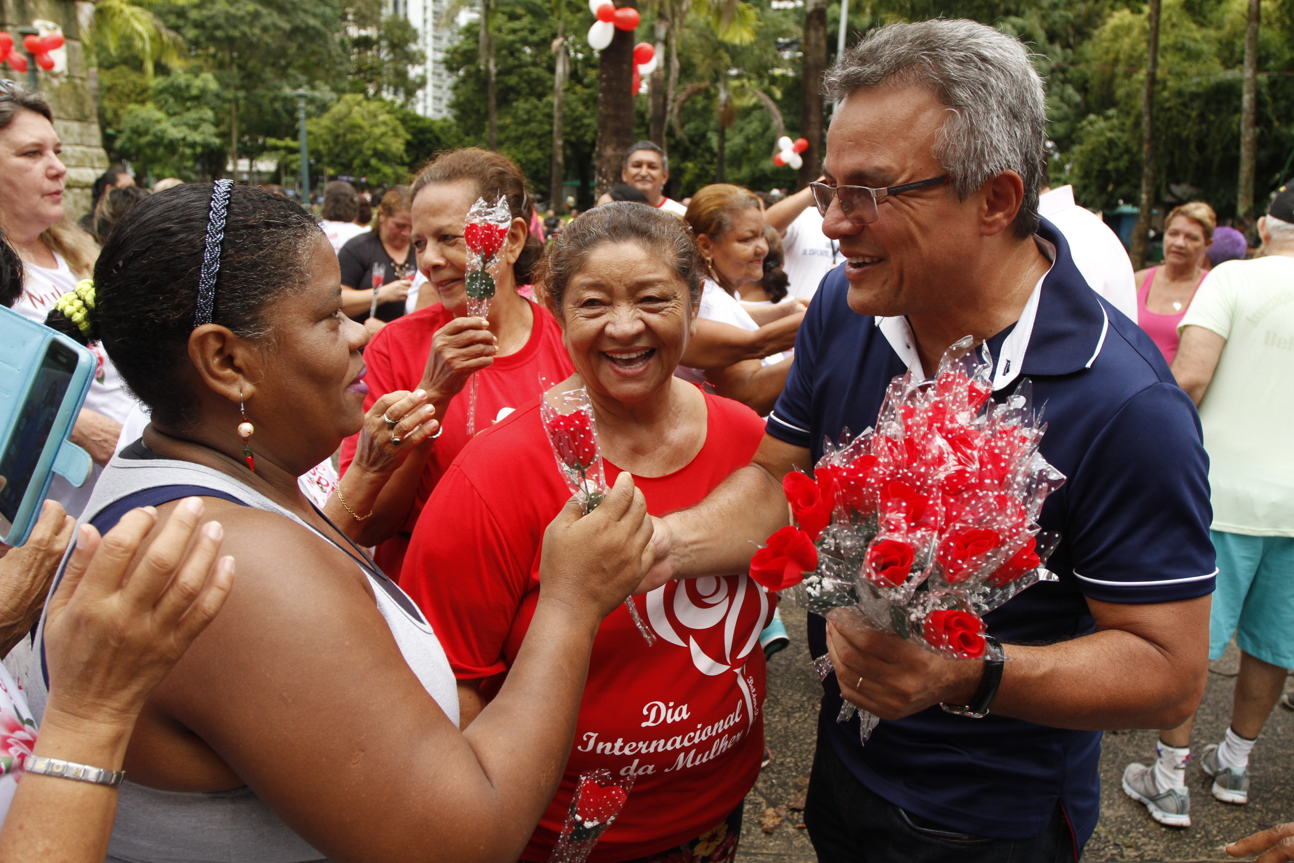 Programação na Praça Brasil celebra Dia da Mulher
