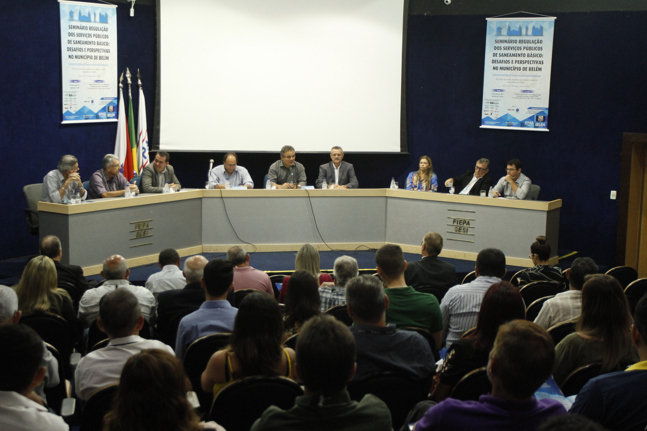 Seminário reúne sociedade e poder público para discutir saneamento em Belém