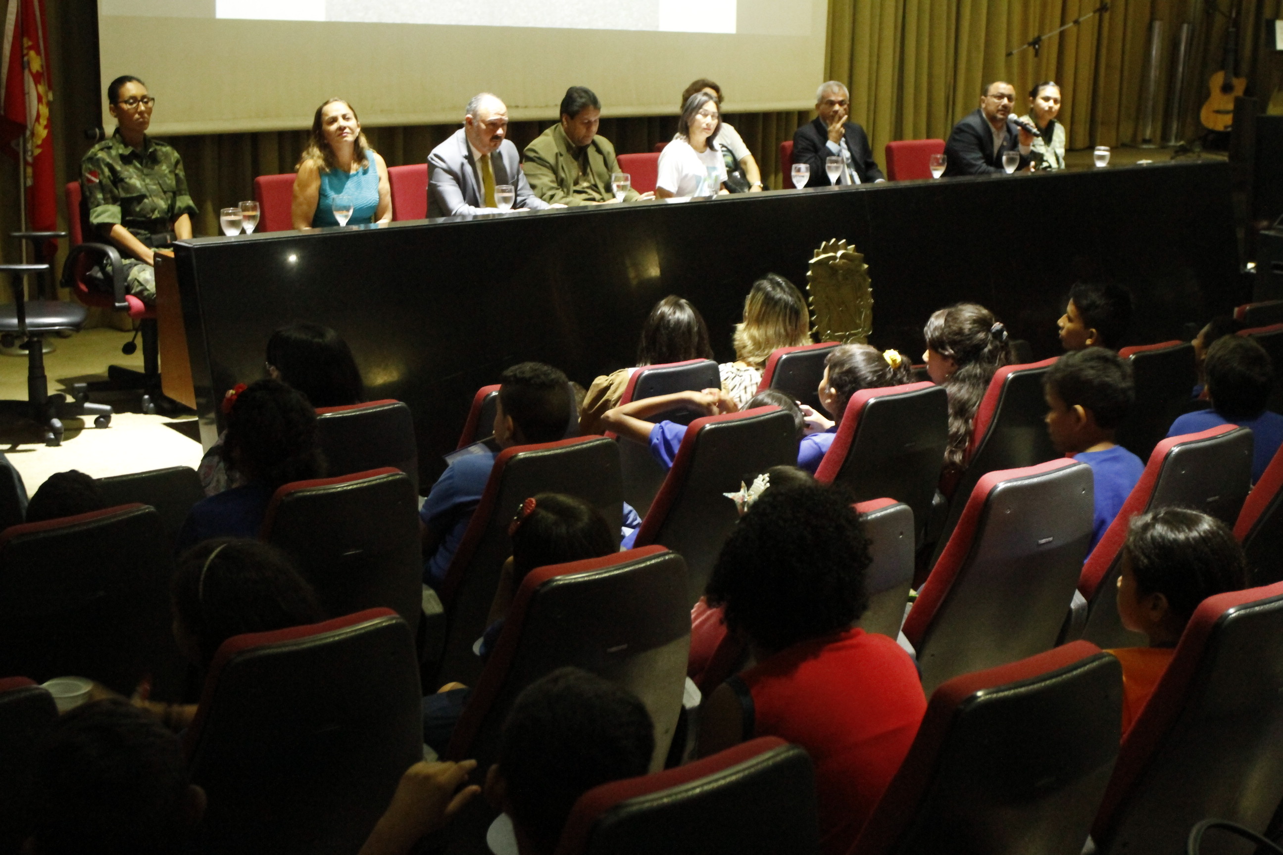 Campanha combate maus tratos a animais