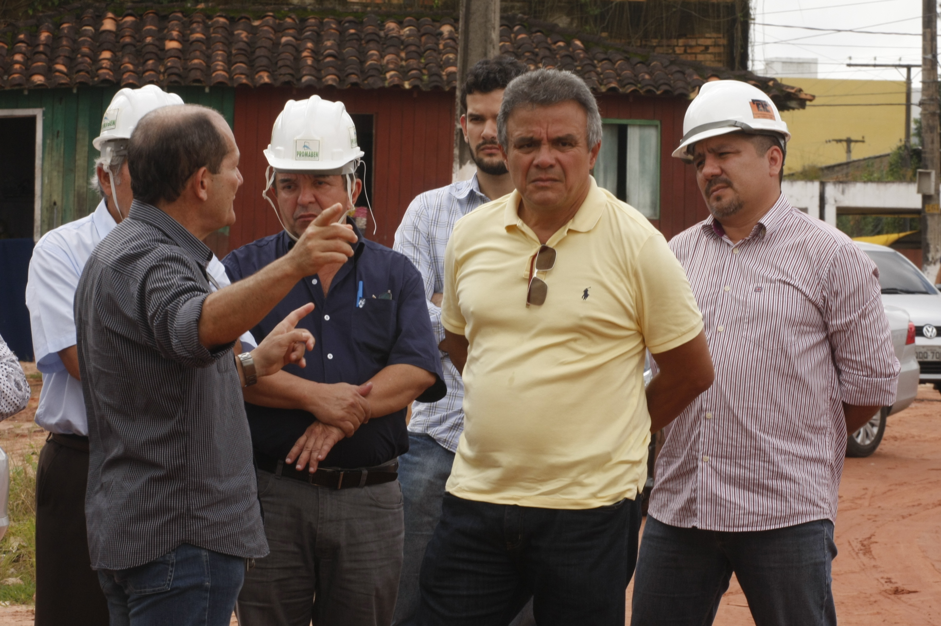 Prefeito de Belém e vereadores fiscalizam obras nos bairros do Guamá e São Brás