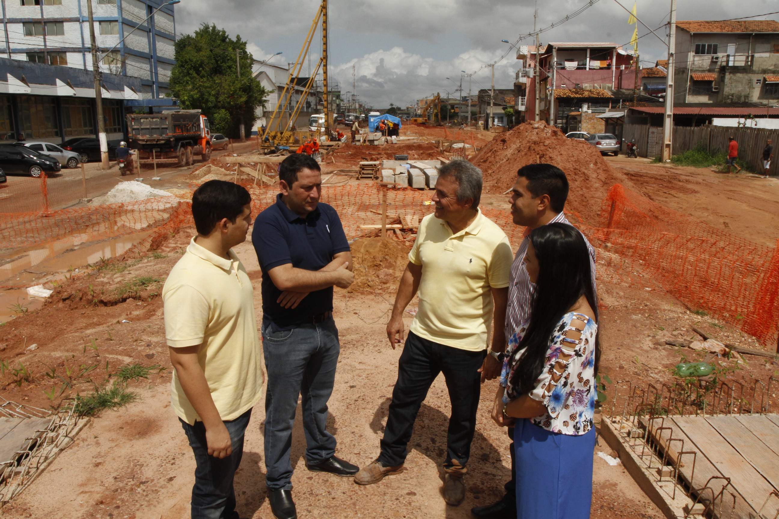 Prefeito de Belém e vereadores fiscalizam obras nos bairros do Guamá e São Brás