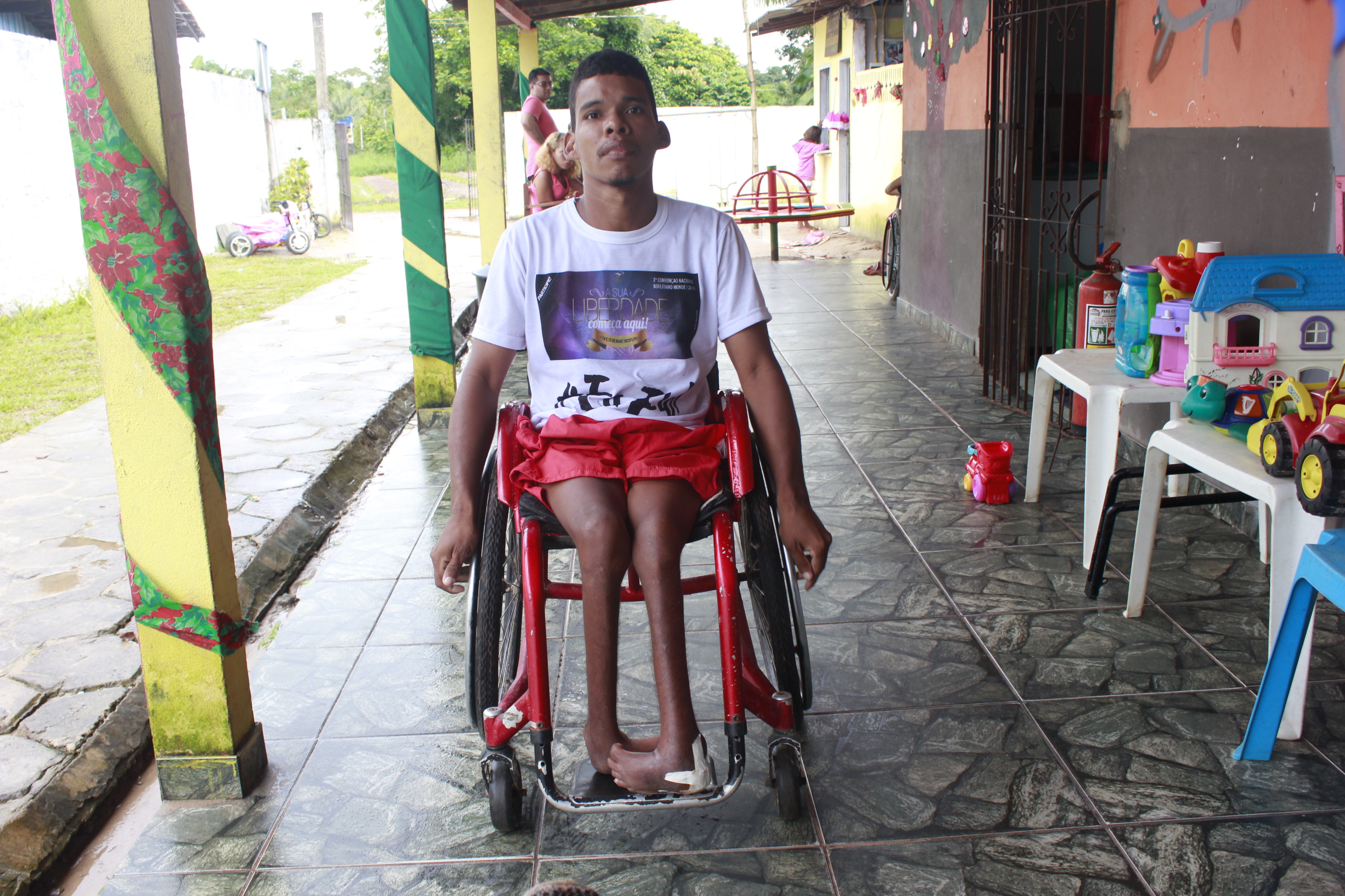 Abrigo acolhe jovens com deficiência e emociona o Brasil