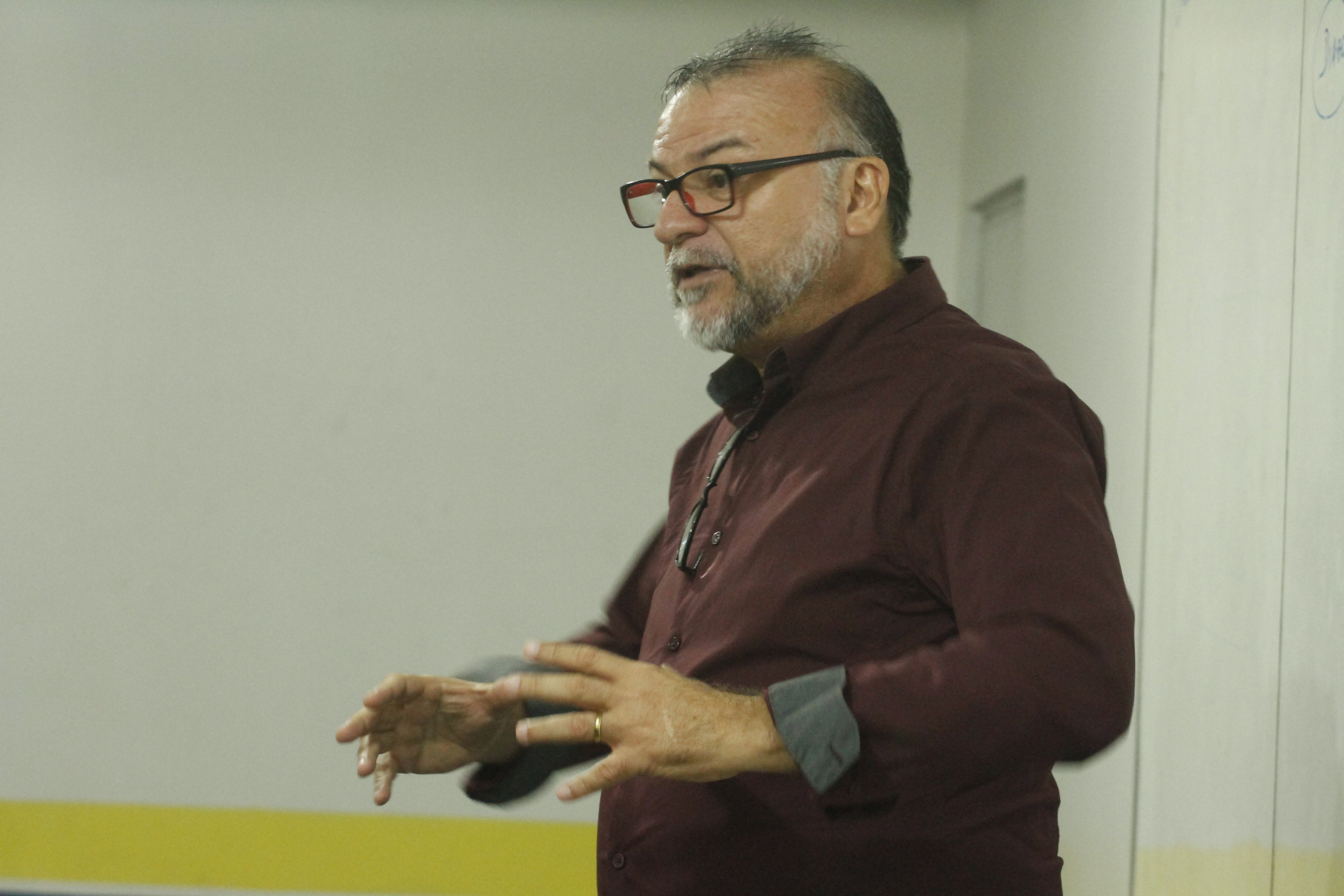 Aula inaugural dá início à preparação de alunos do Cursinho Pré-Vestibular Municipal em 2017