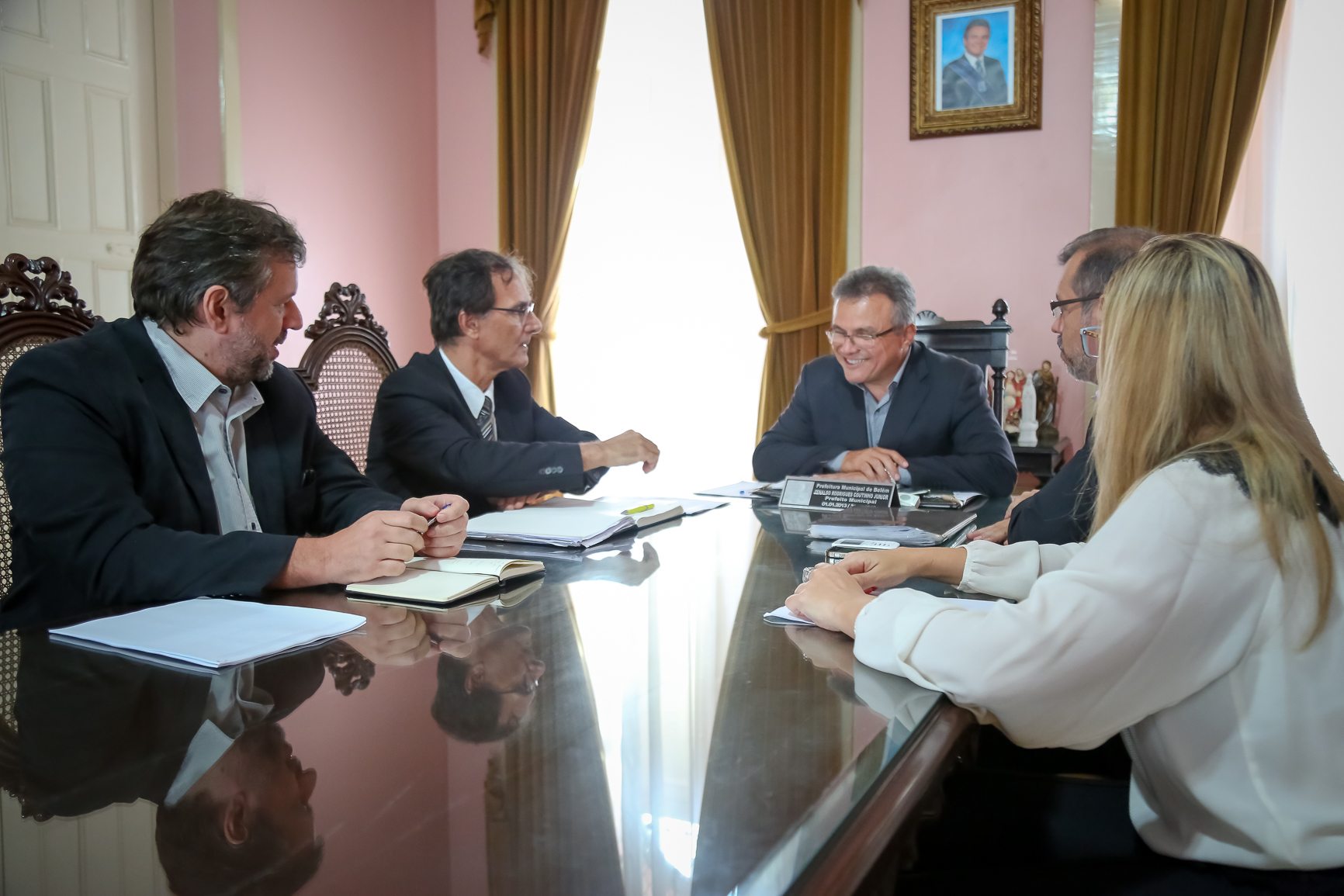 Prefeitura busca parceria da ONU para revisão urbanística da orla e recuperação de canais