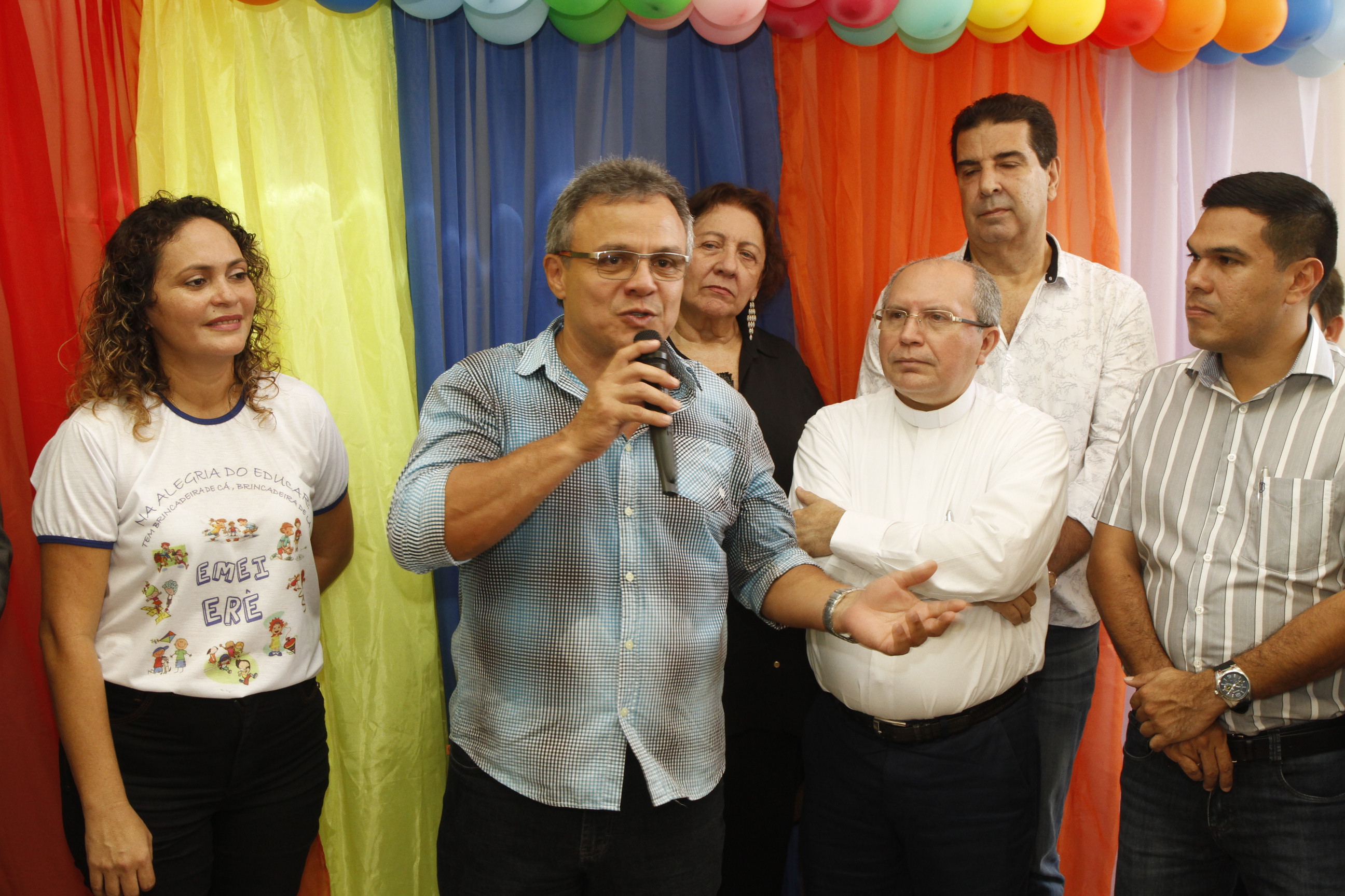 Prefeitura entrega escola de tempo integral no Barreiro