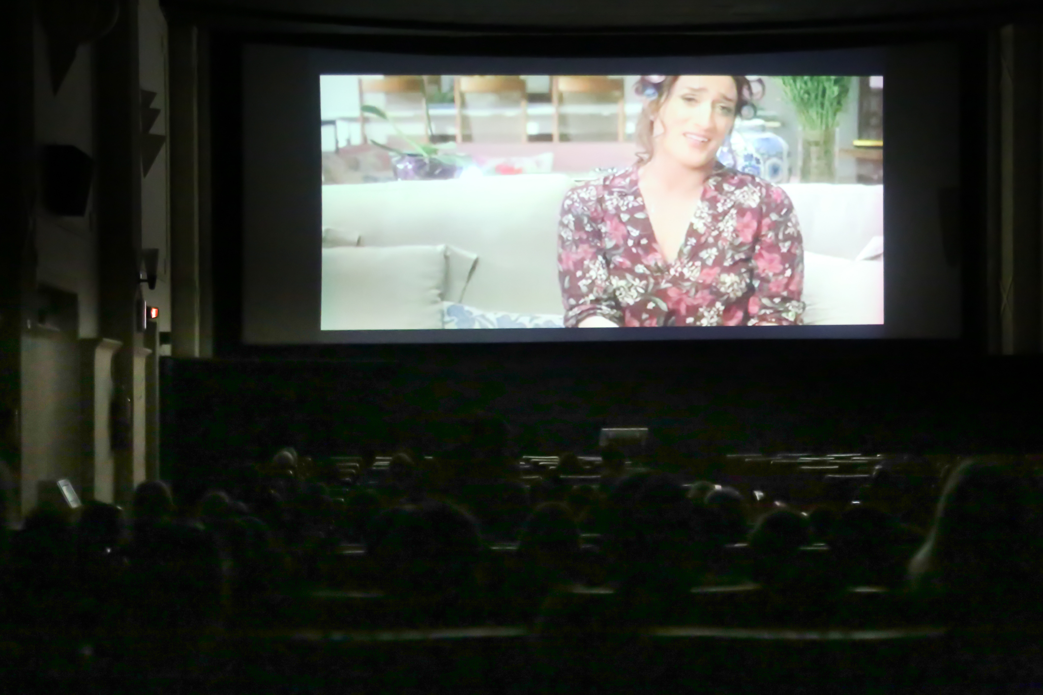 Cine Olympia exibe sessão para idosos do projeto "Vida Ativa"