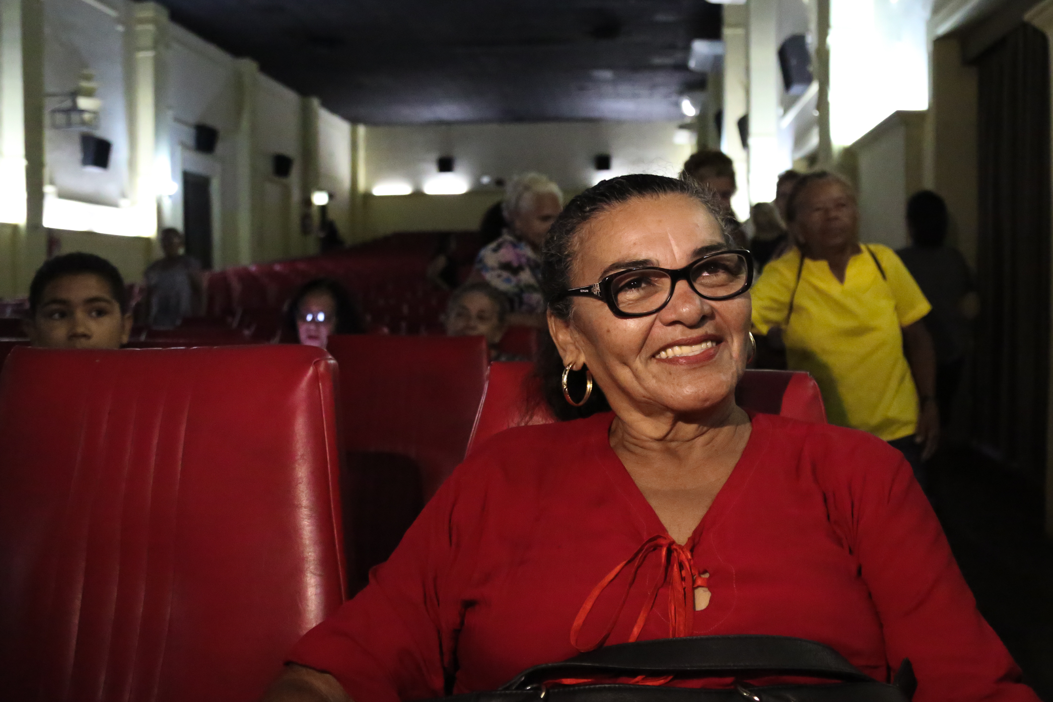 Cine Olympia exibe sessão para idosos do projeto "Vida Ativa"