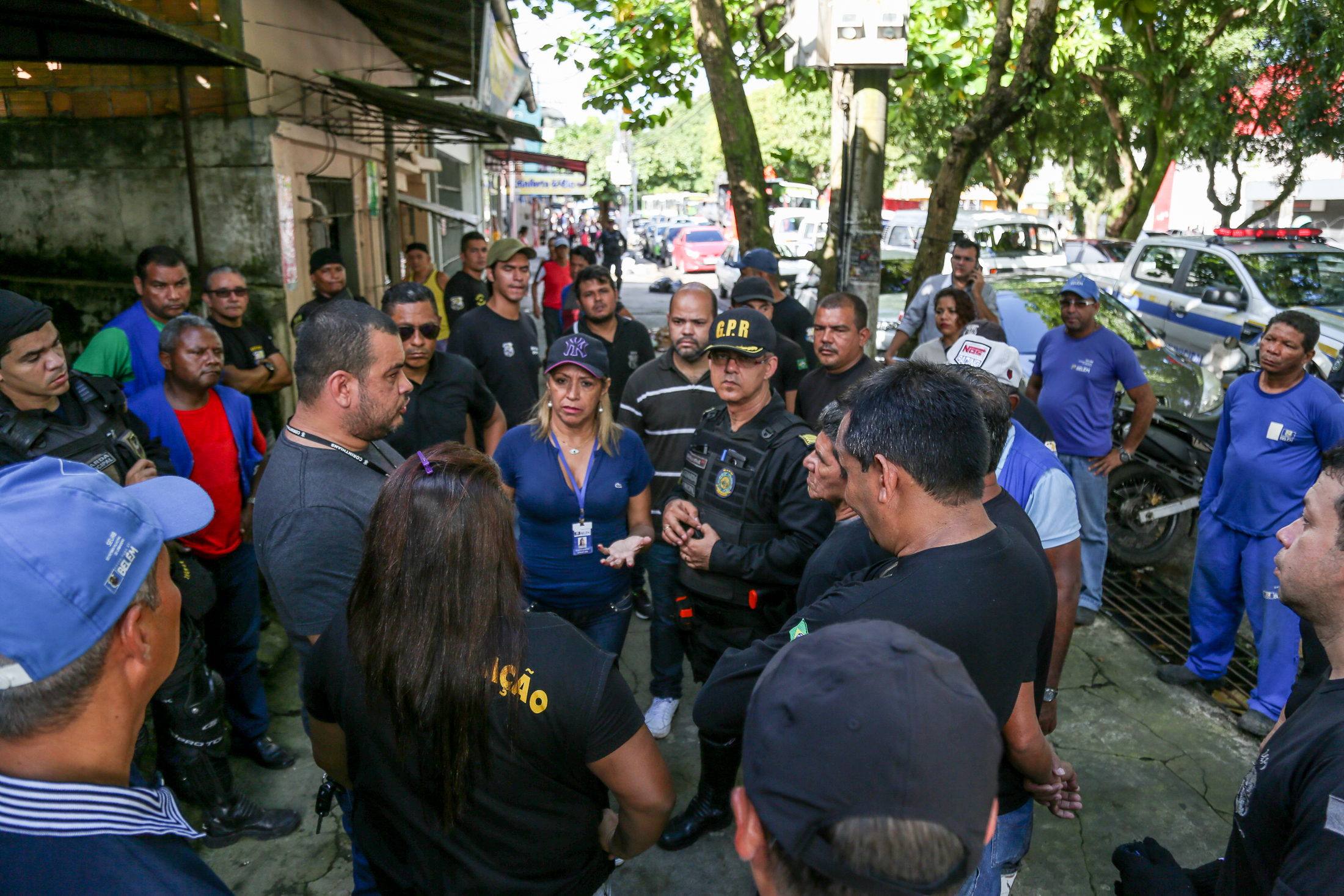 Mercado e feira da Pedreira recebem ação de ordenamento público da Prefeitura