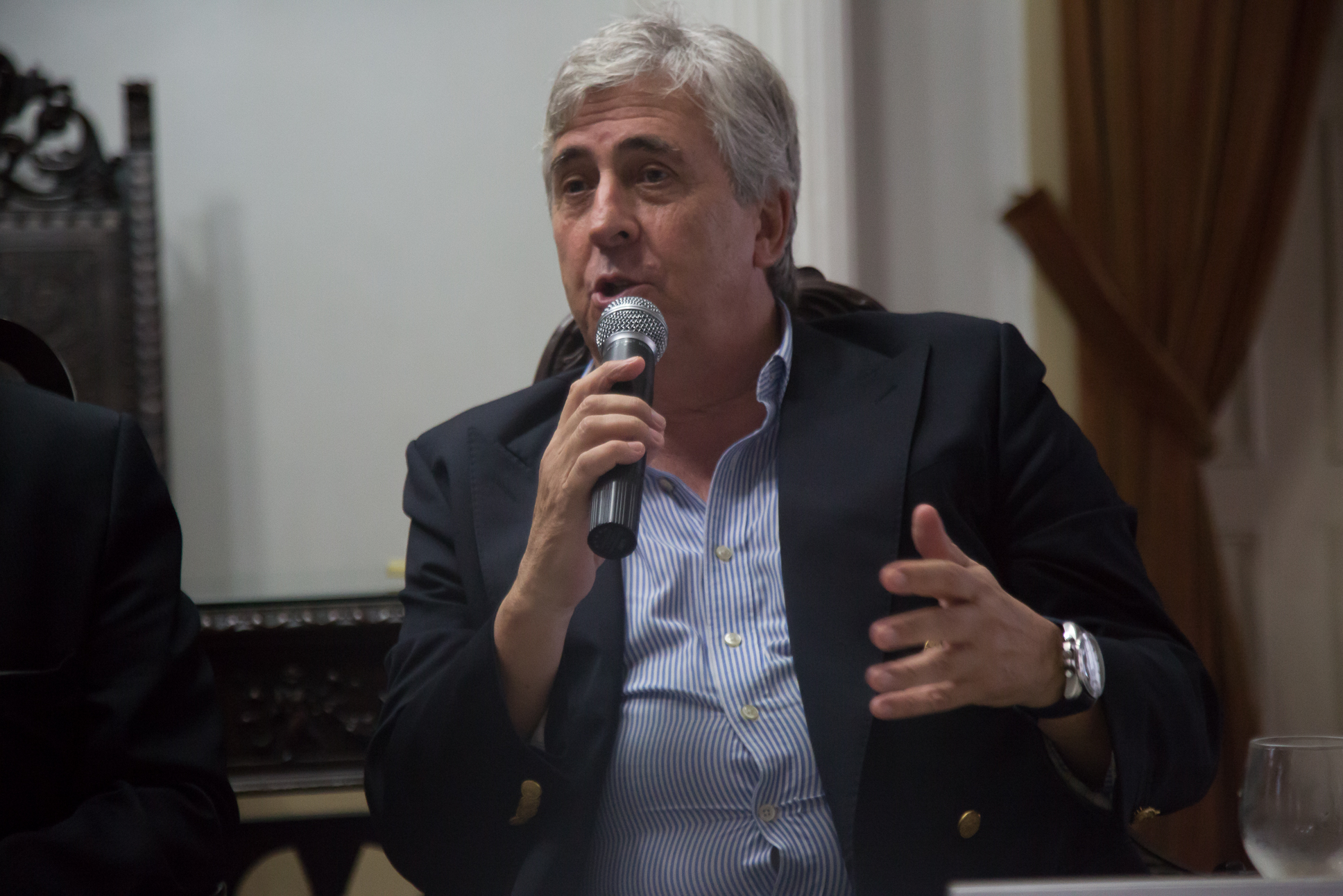 Prefeitura reúne com grupo de investidores do ramo de hotelaria português