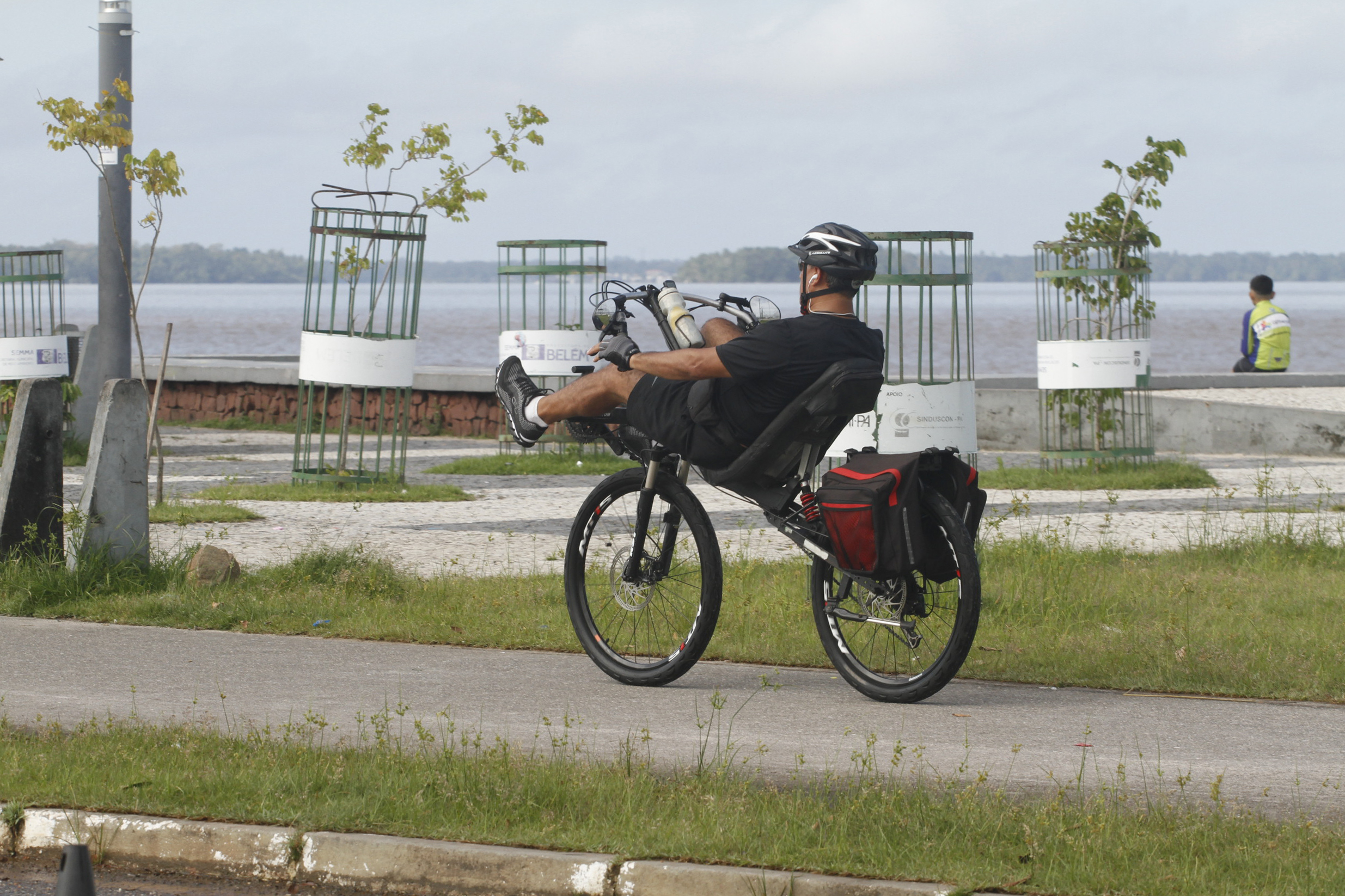 Quatrocentos atletas disputam a IX Copa Seel de Ciclismo no Portal da Amazônia