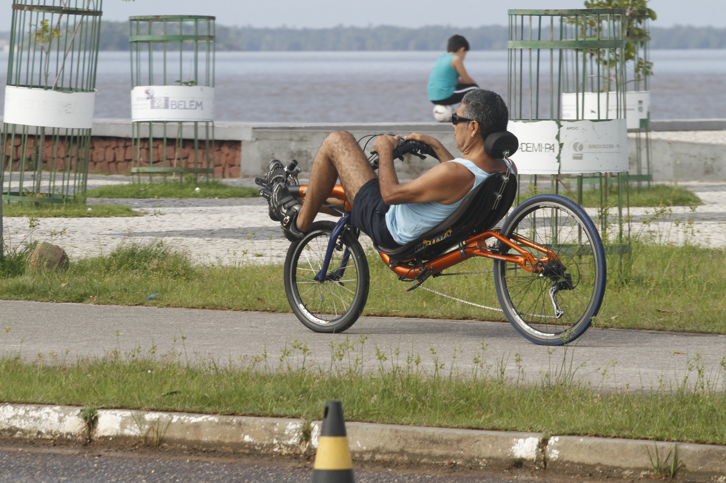 Quatrocentos atletas disputam a IX Copa Seel de Ciclismo no Portal da Amazônia