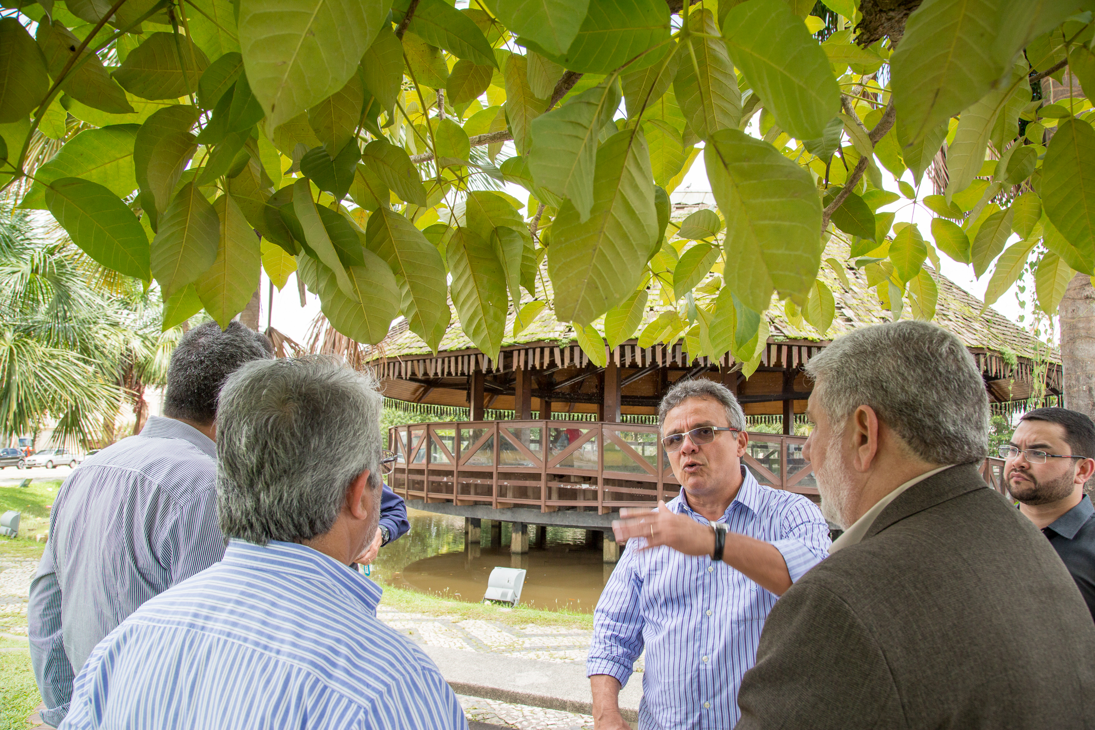 Prefeito determina revitalização imediata do Espaço Ver-o-Rio