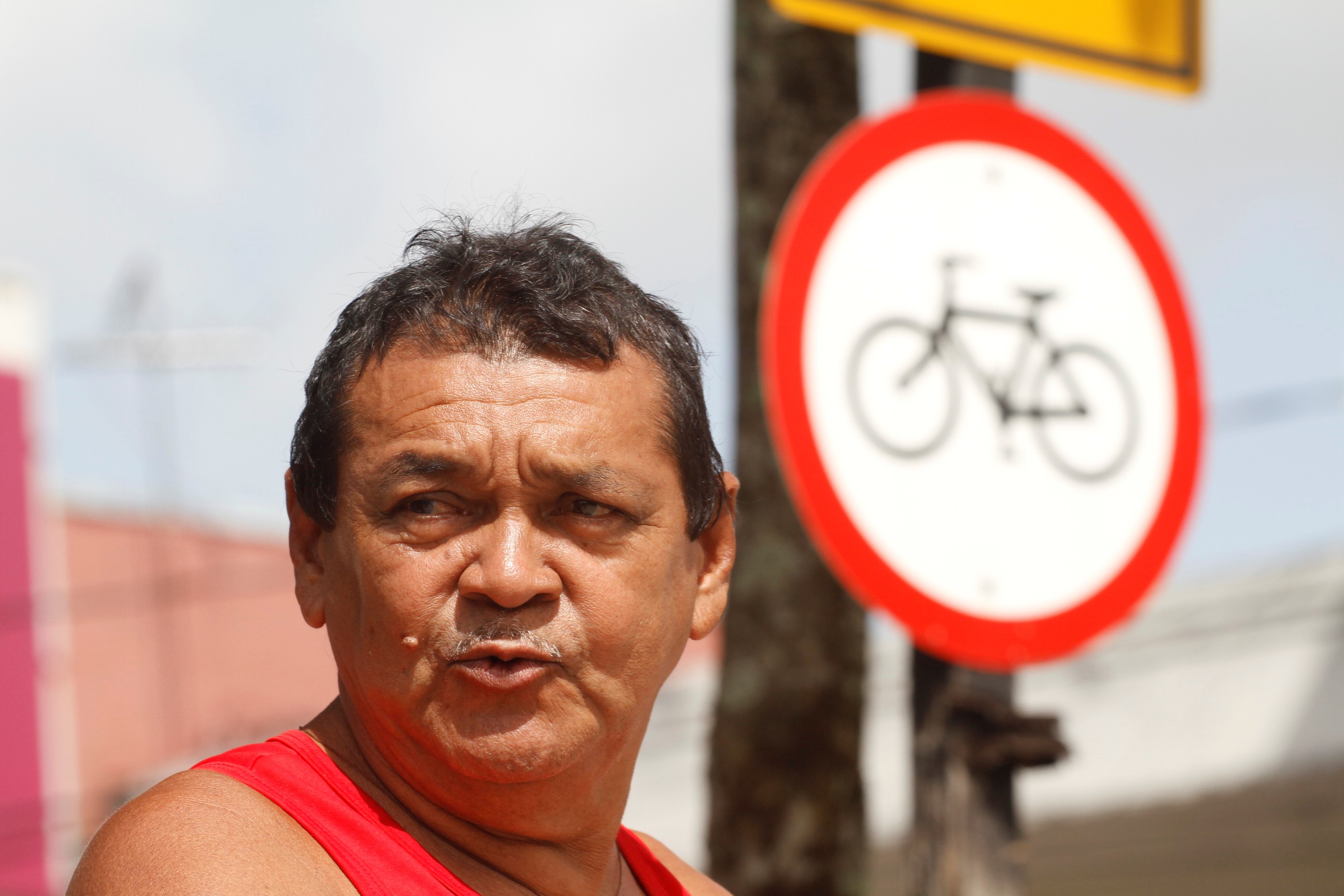 Agentes de trânsito ciclistas realizam operações especiais nas ciclovias de Belém
