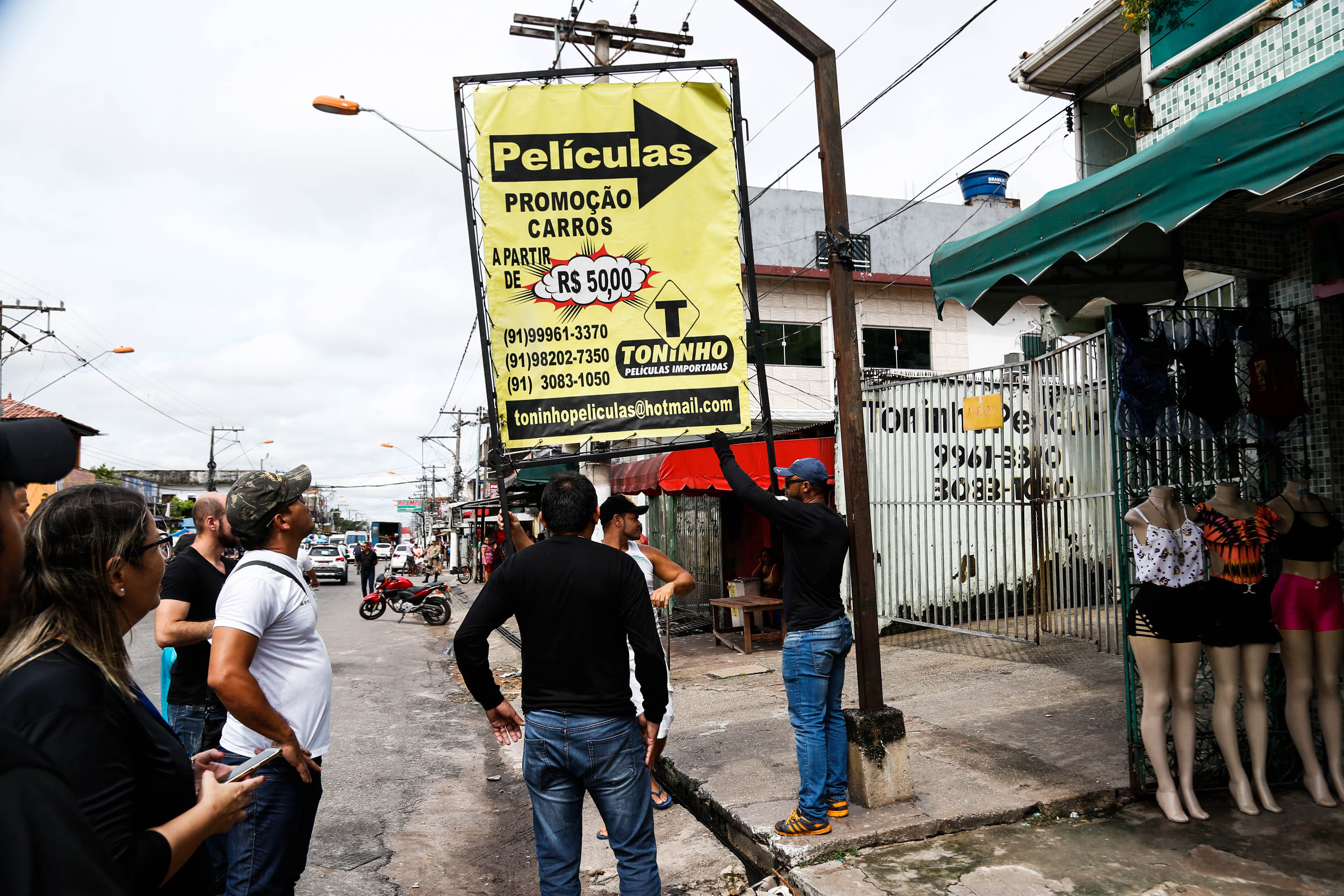 Ordem Pública remaneja e orienta comerciantes no bairro do Jurunas