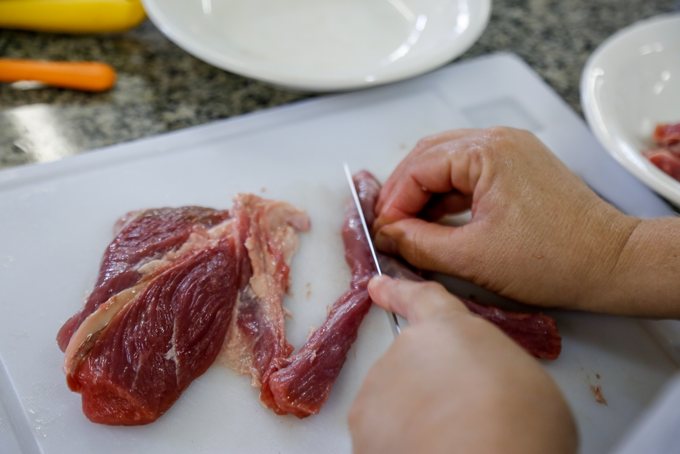 Capacitação e valorização de profissionais geram inovação na gastronomia escolar