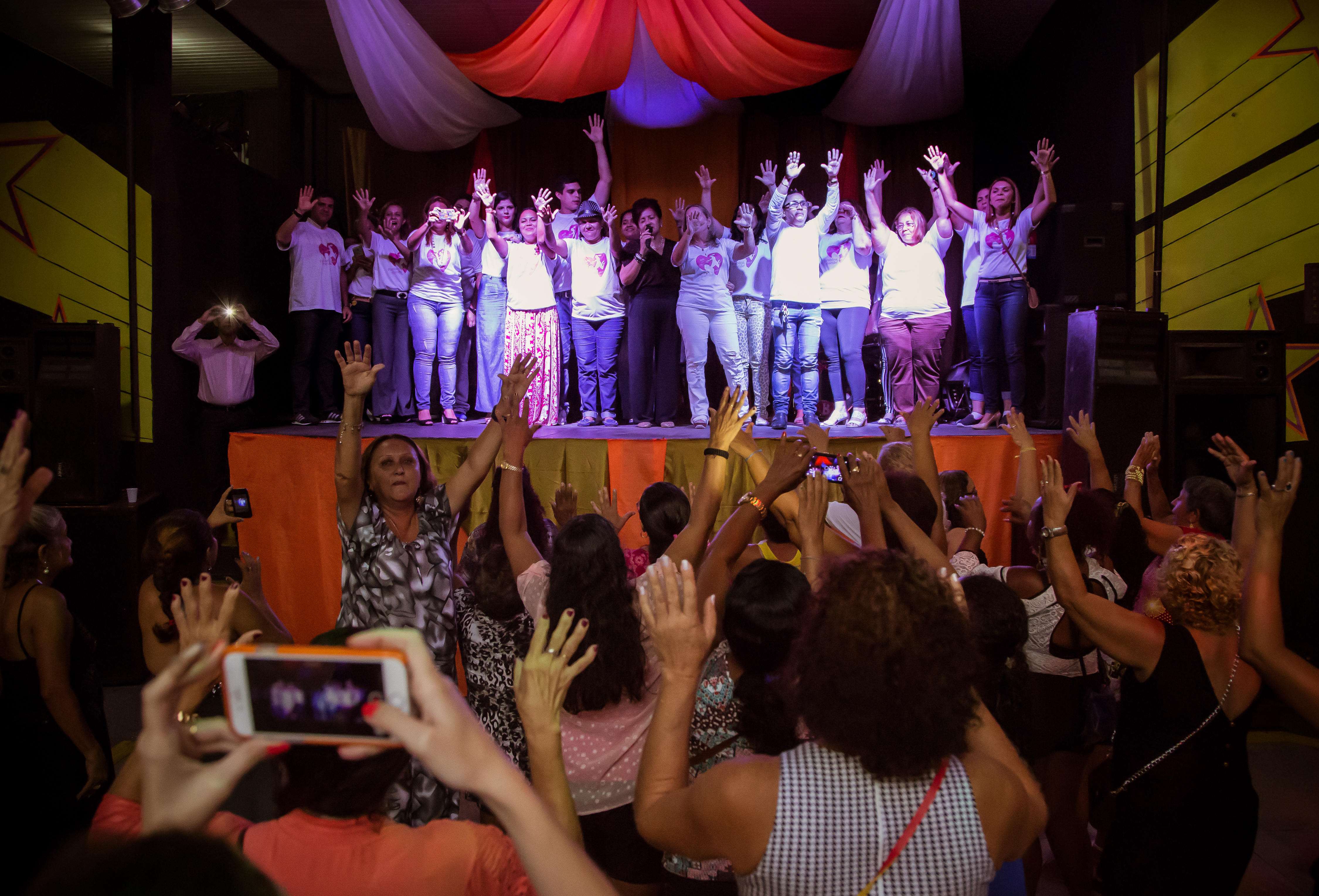 Mães atendidas nos Cras são homenageadas com baile pela Funpapa