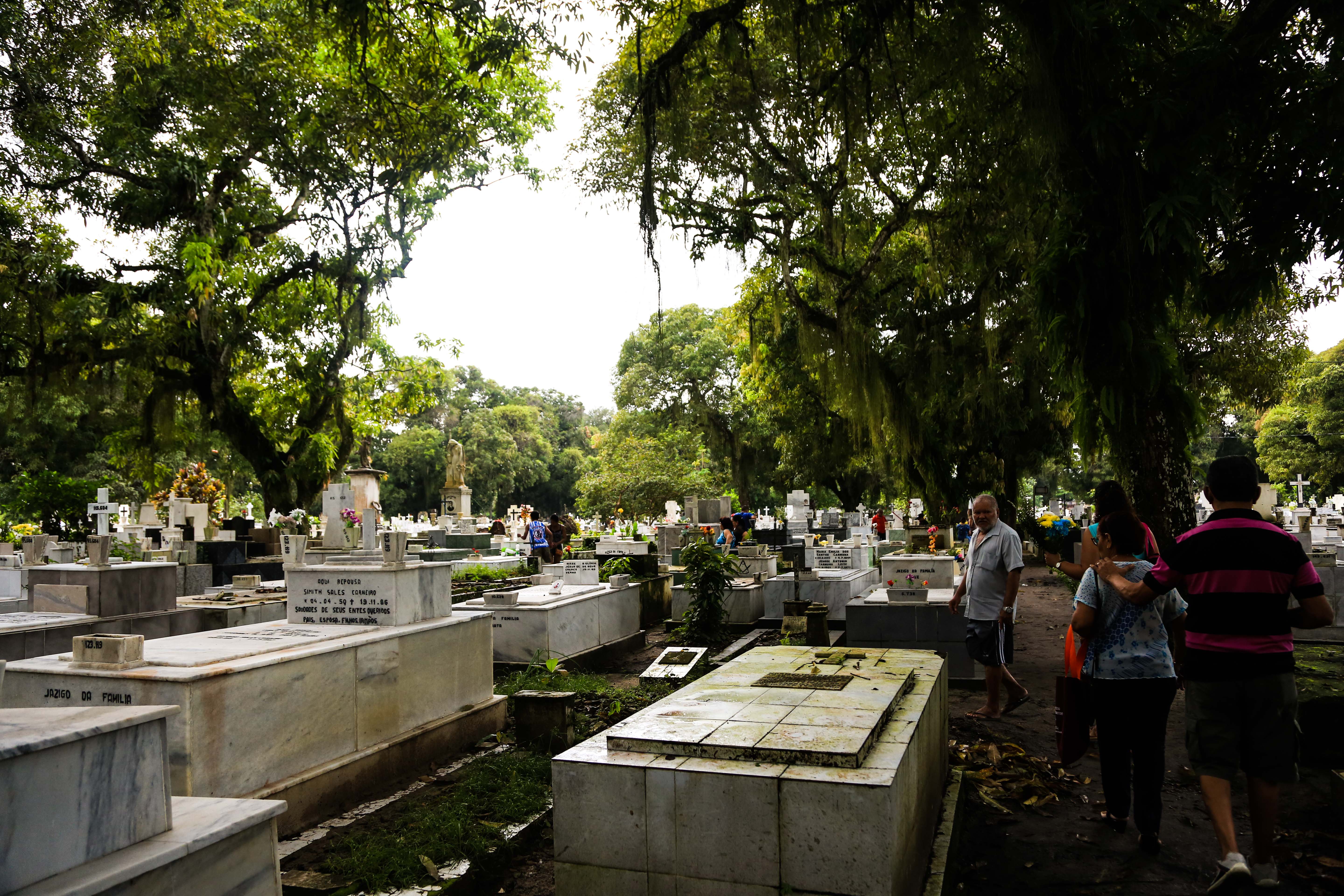 No Dia das Mães, cemitérios de Belém têm dia tranquilo