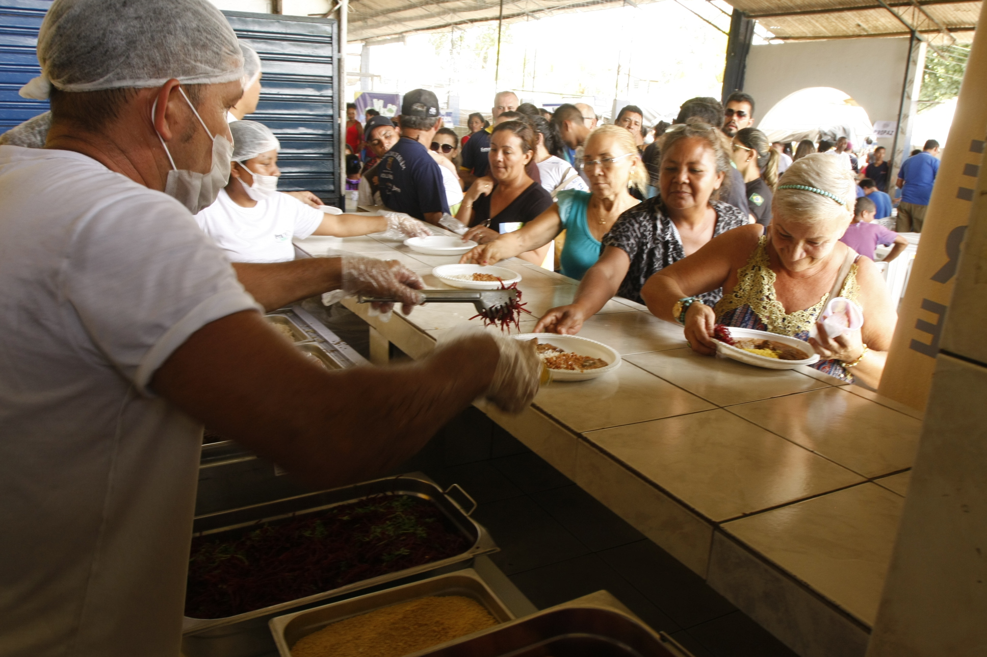 Gestão municipal leva serviços e atende demandas de  moradores do Tapanã