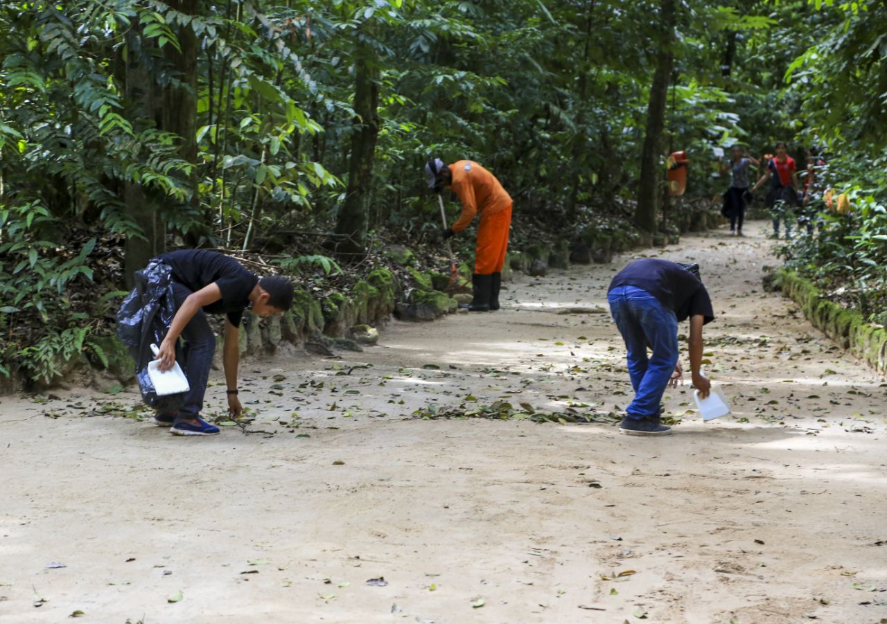 Parceria entre Prefeitura de Belém e Igreja Universal leva 800 jovens ao Bosque