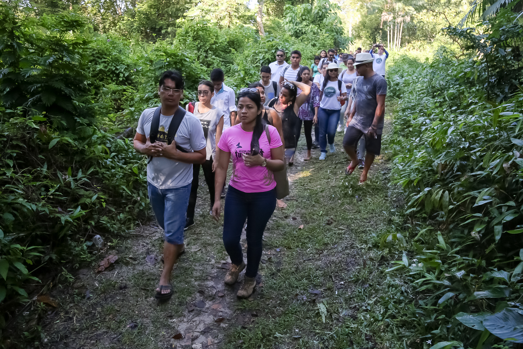 Ecomuseu da Amazônia realiza trilha ecológica e valoriza comunidade de Cotijuba