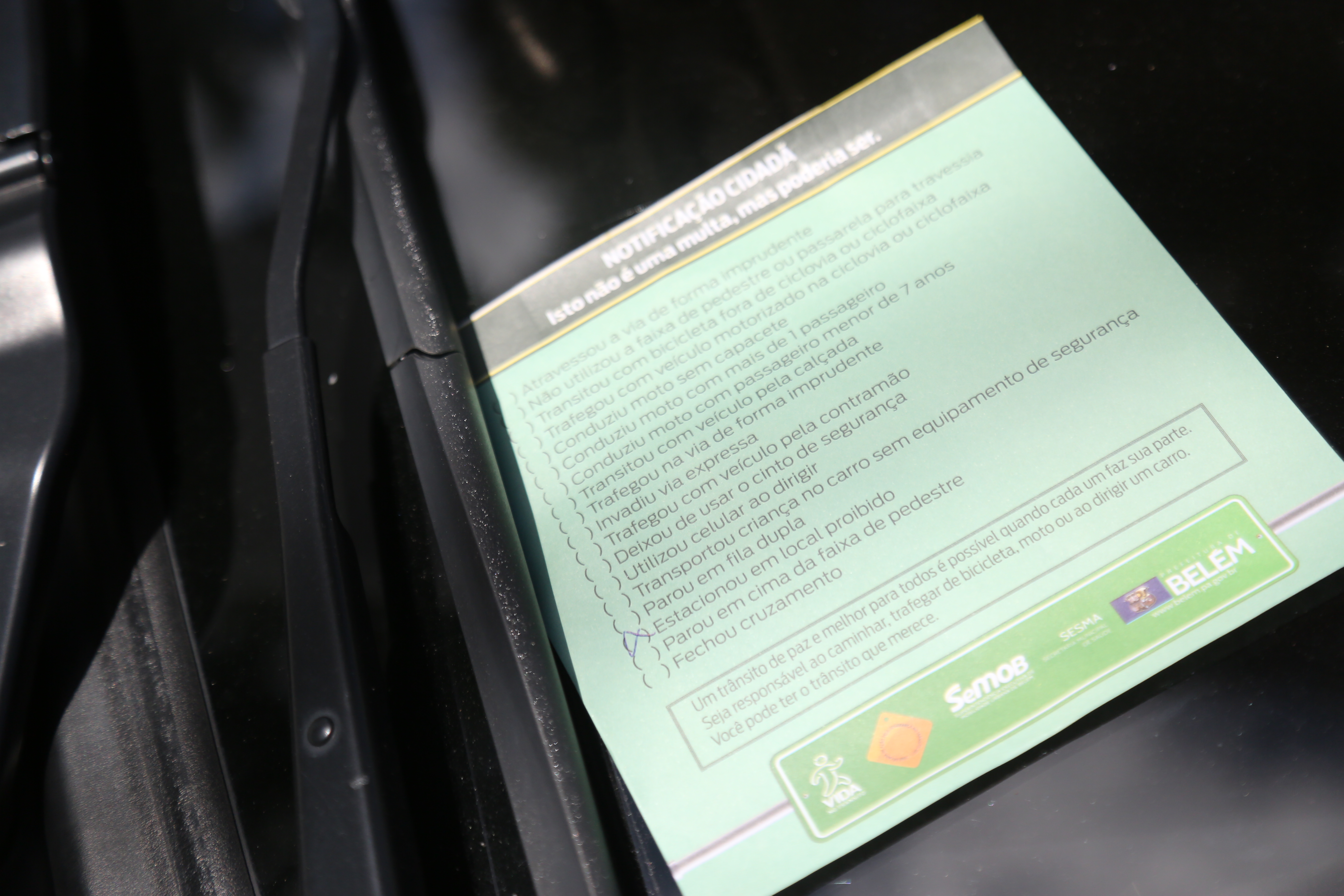 Motoristas recebem orientações em campanha educativa